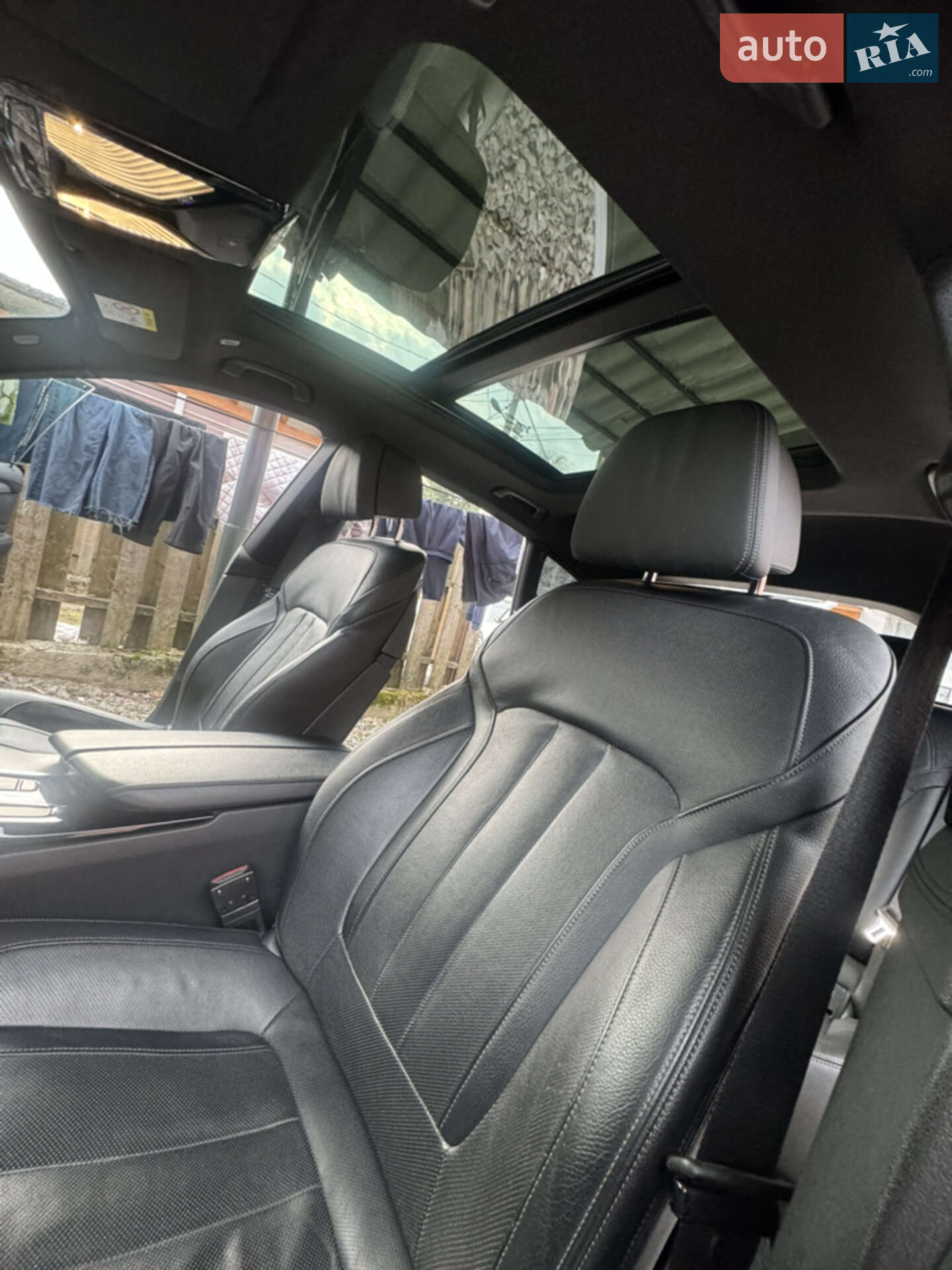 BMW 6 Series GT 2018 VIN WBAJW81060BK92822 фото оголошення 30 з 34