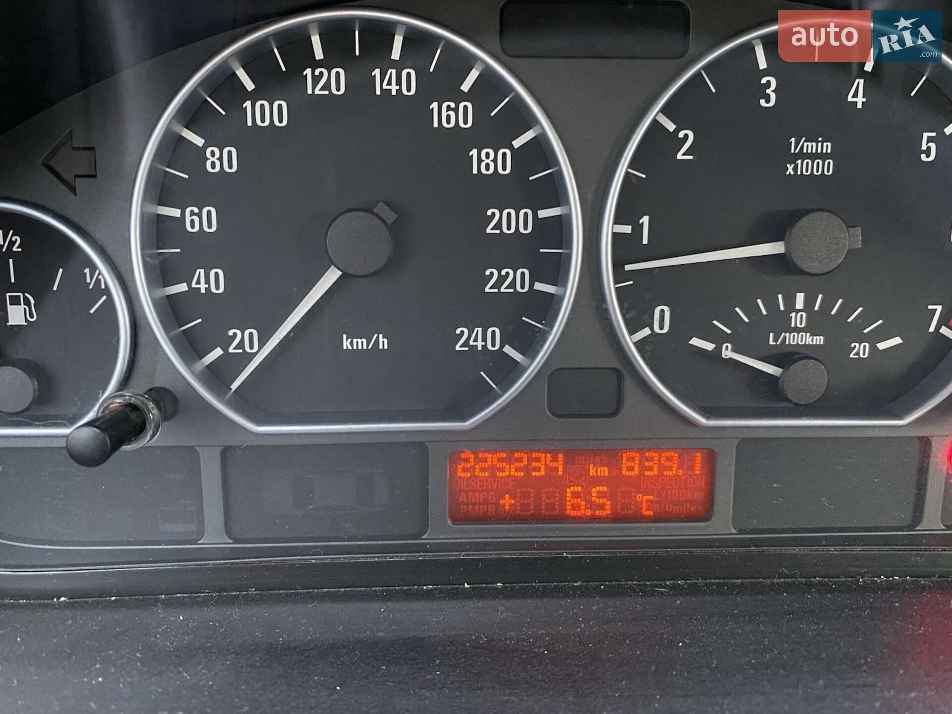 BMW 3 Series 2003 VIN WBAAY71090FZ57905 фото оголошення 6 з 6