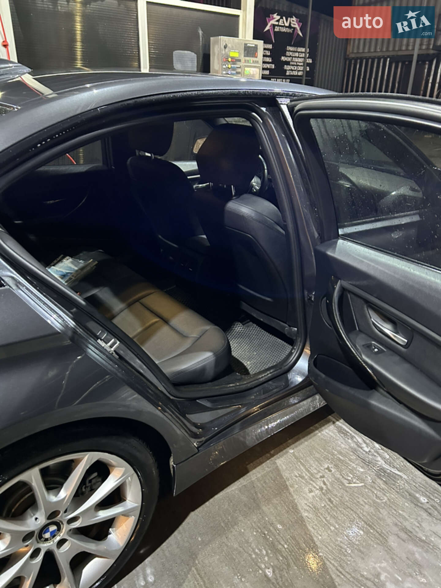 BMW 3 Series 2013 VIN WBA3B1C51DF461681 фото оголошення 14 з 17