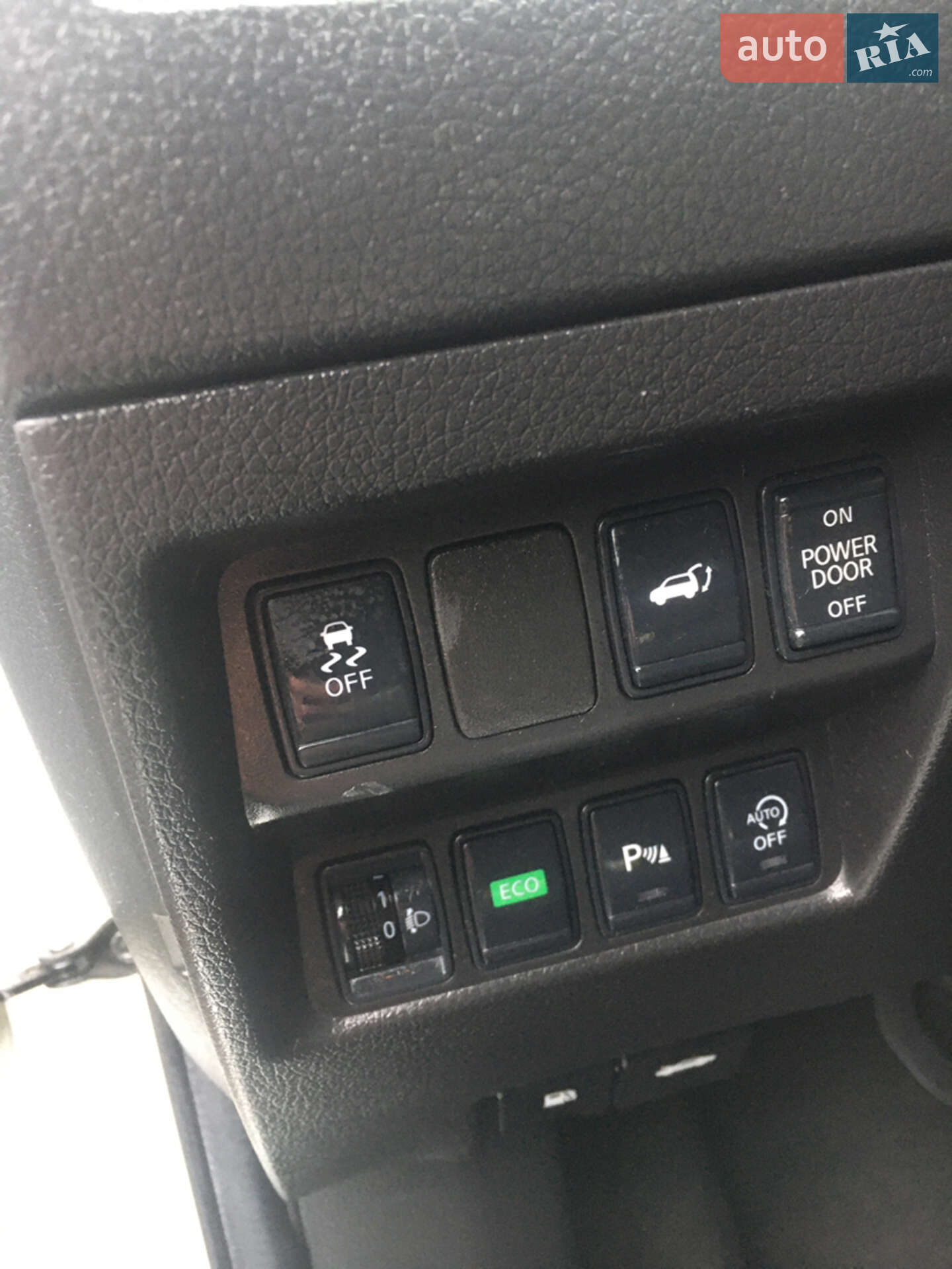 Nissan X-Trail 2014 VIN JN1TCAT32U0007771 фото оголошення 34 з 41