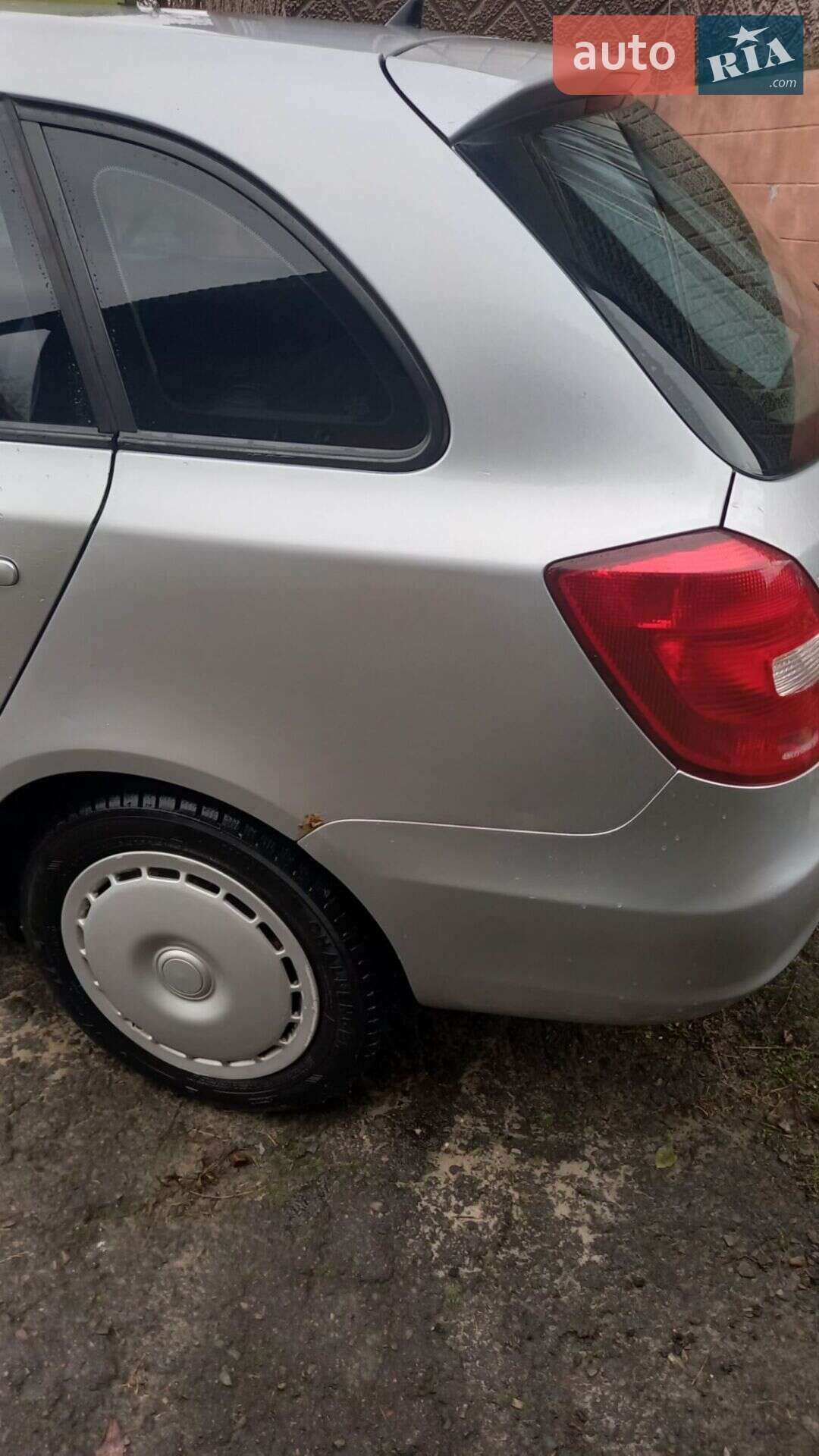 Skoda Fabia 2010 VIN TMBJS25J9B3040493 фото оголошення 3 з 10