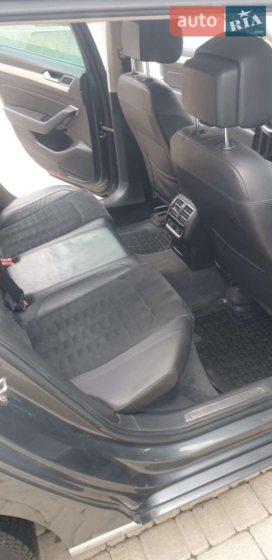 Volkswagen Passat 2016 VIN WVWZZZ3CZGE141963 фото оголошення 9 з 16
