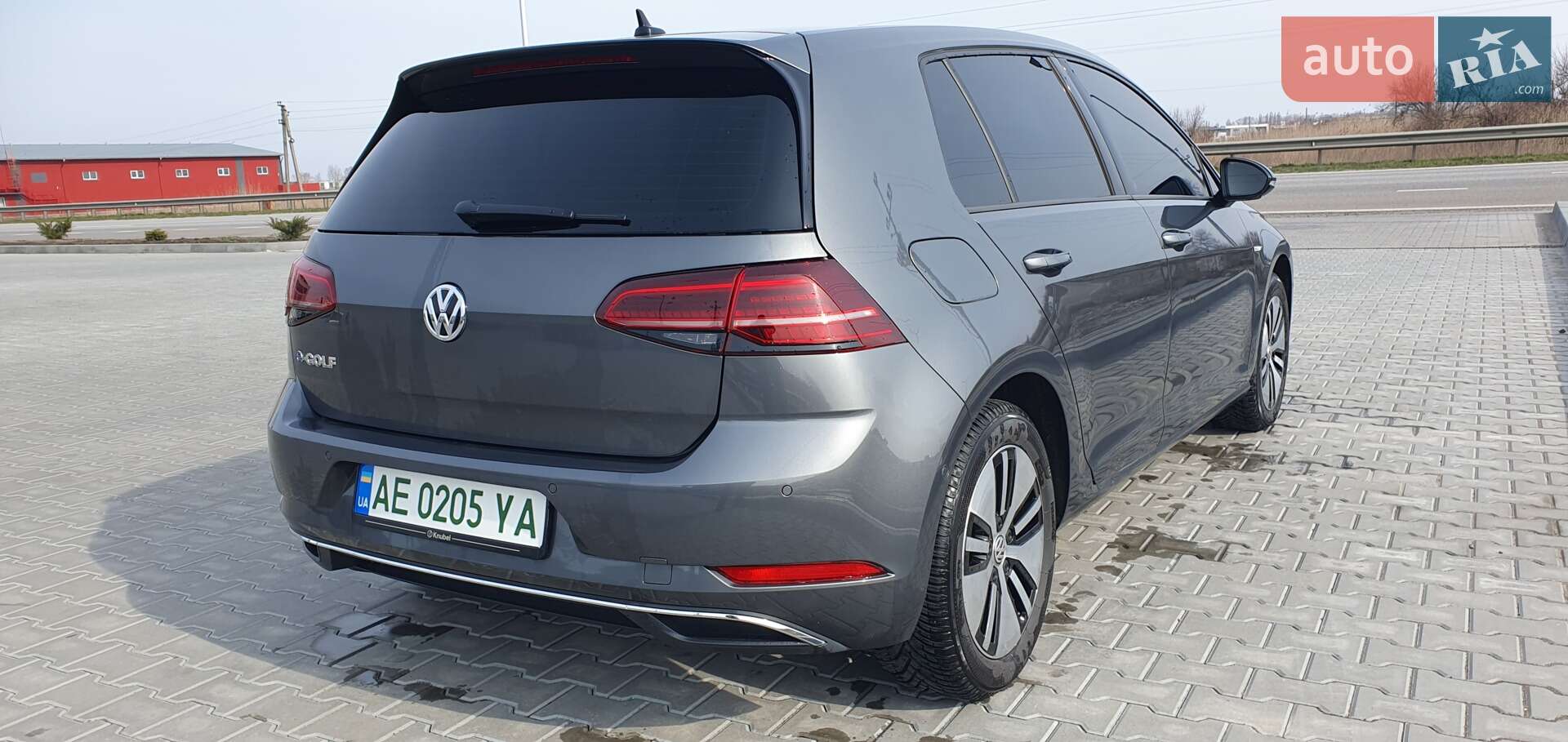 Volkswagen e-Golf 2019 VIN WVWZZZAUZL8905190 фото оголошення 10 з 49