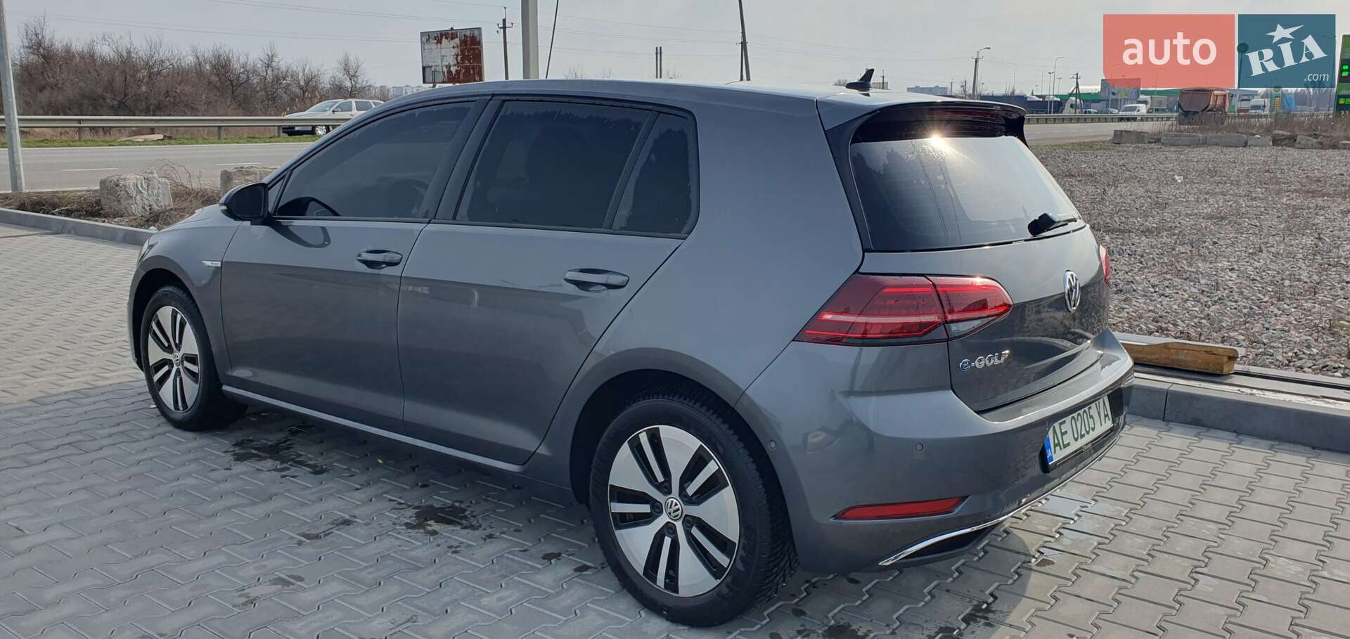 Volkswagen e-Golf 2019 VIN WVWZZZAUZL8905190 фото оголошення 13 з 49