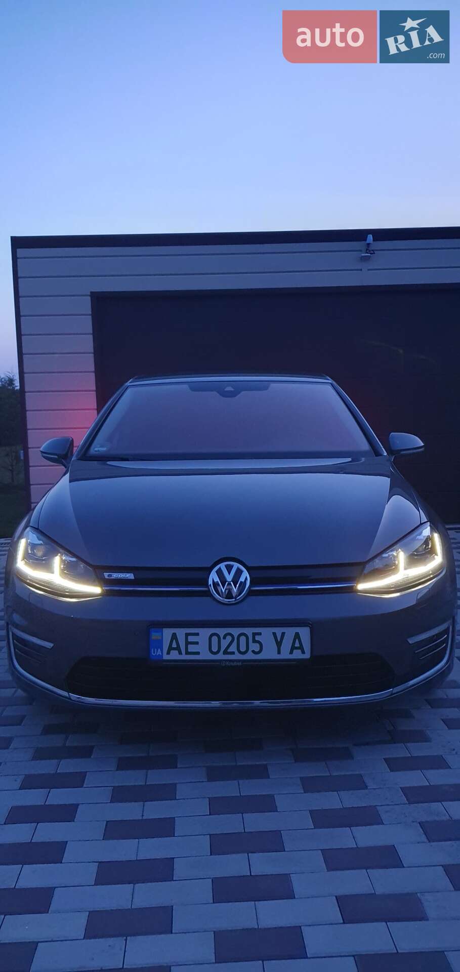 Volkswagen e-Golf 2019 VIN WVWZZZAUZL8905190 фото оголошення 14 з 49