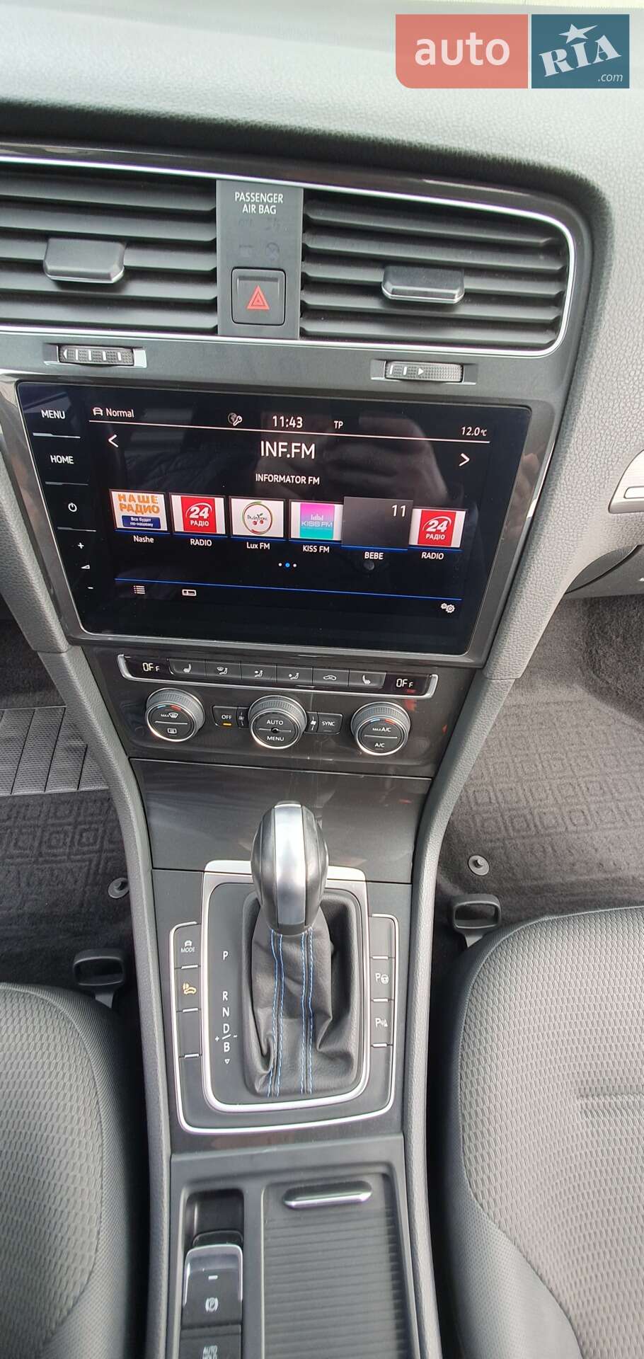 Volkswagen e-Golf 2019 VIN WVWZZZAUZL8905190 фото оголошення 16 з 49