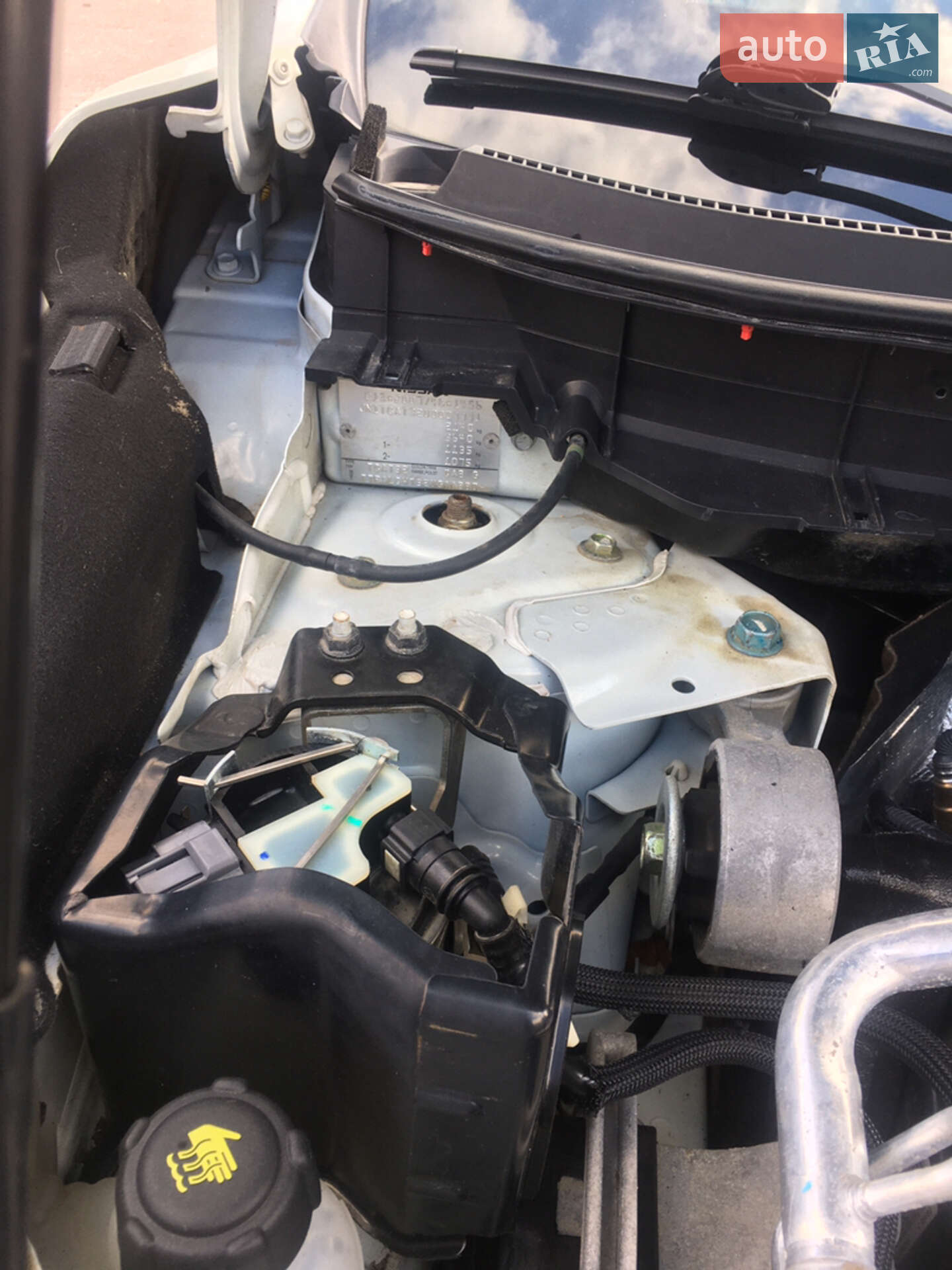 Nissan X-Trail 2014 VIN JN1TCAT32U0007771 фото оголошення 14 з 67