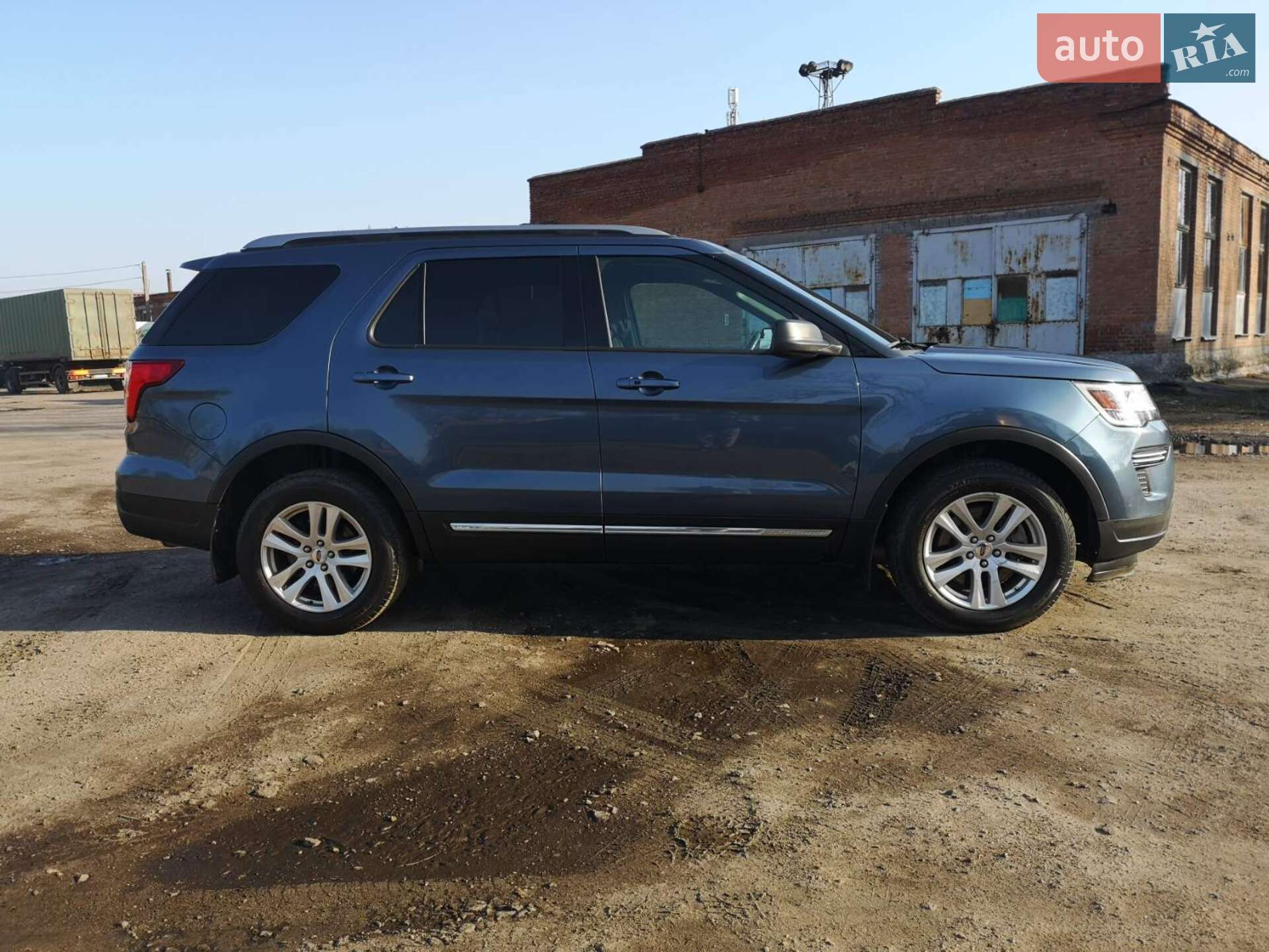 Ford Explorer 2018 VIN 1FM5K8D80KGA43824 фото оголошення 3 з 25