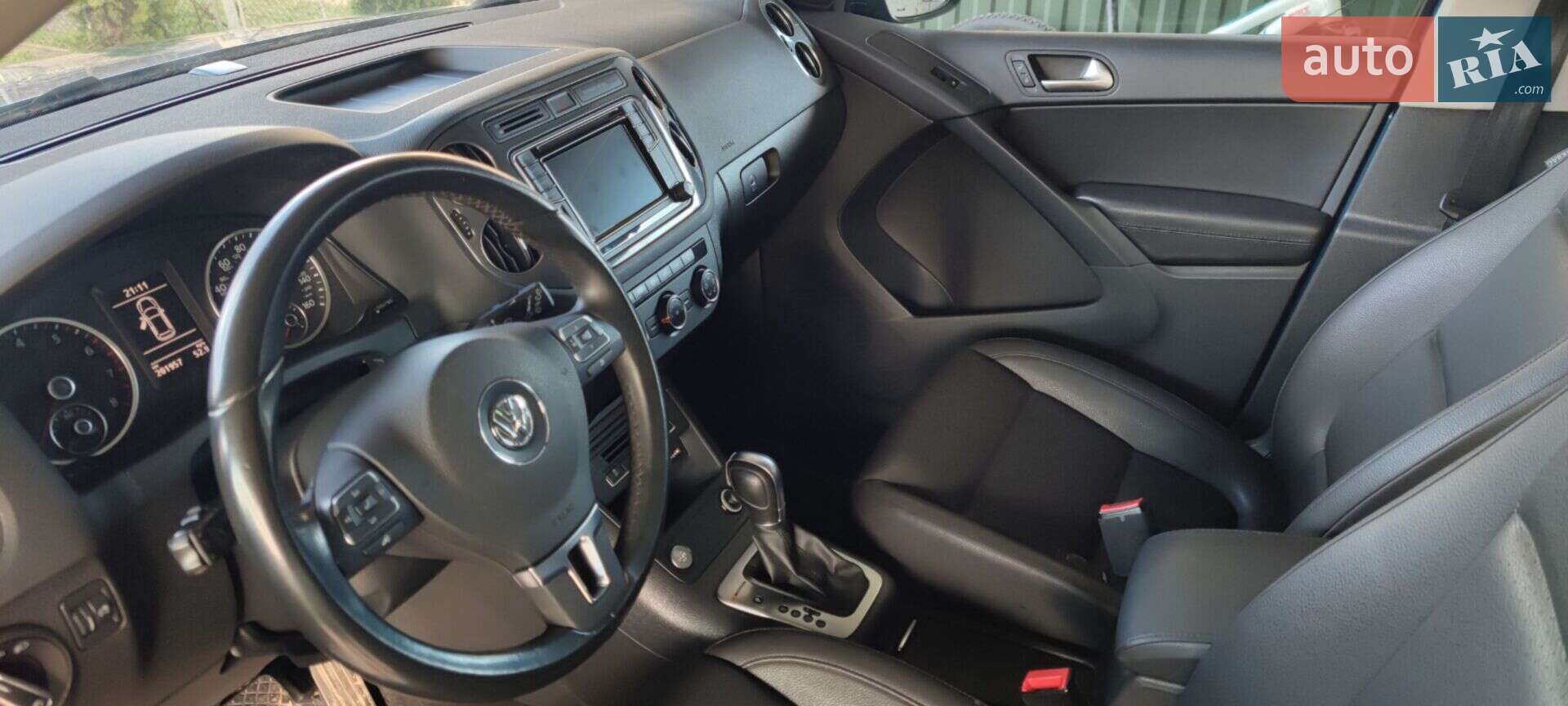 Volkswagen Tiguan 2016 VIN WVGBV7AX1HW513230 фото оголошення 14 з 17