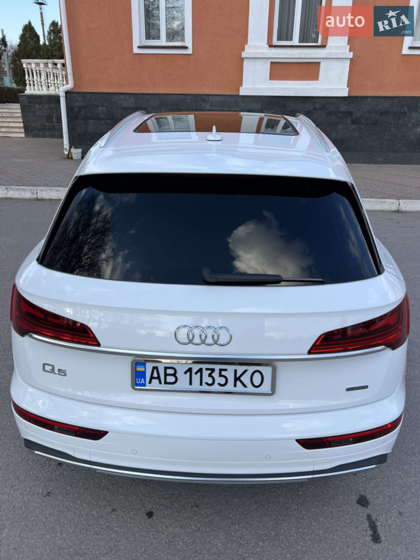 Audi Q5 2020 VIN WA1AAAFY0M2010729 фото оголошення 4 з 43