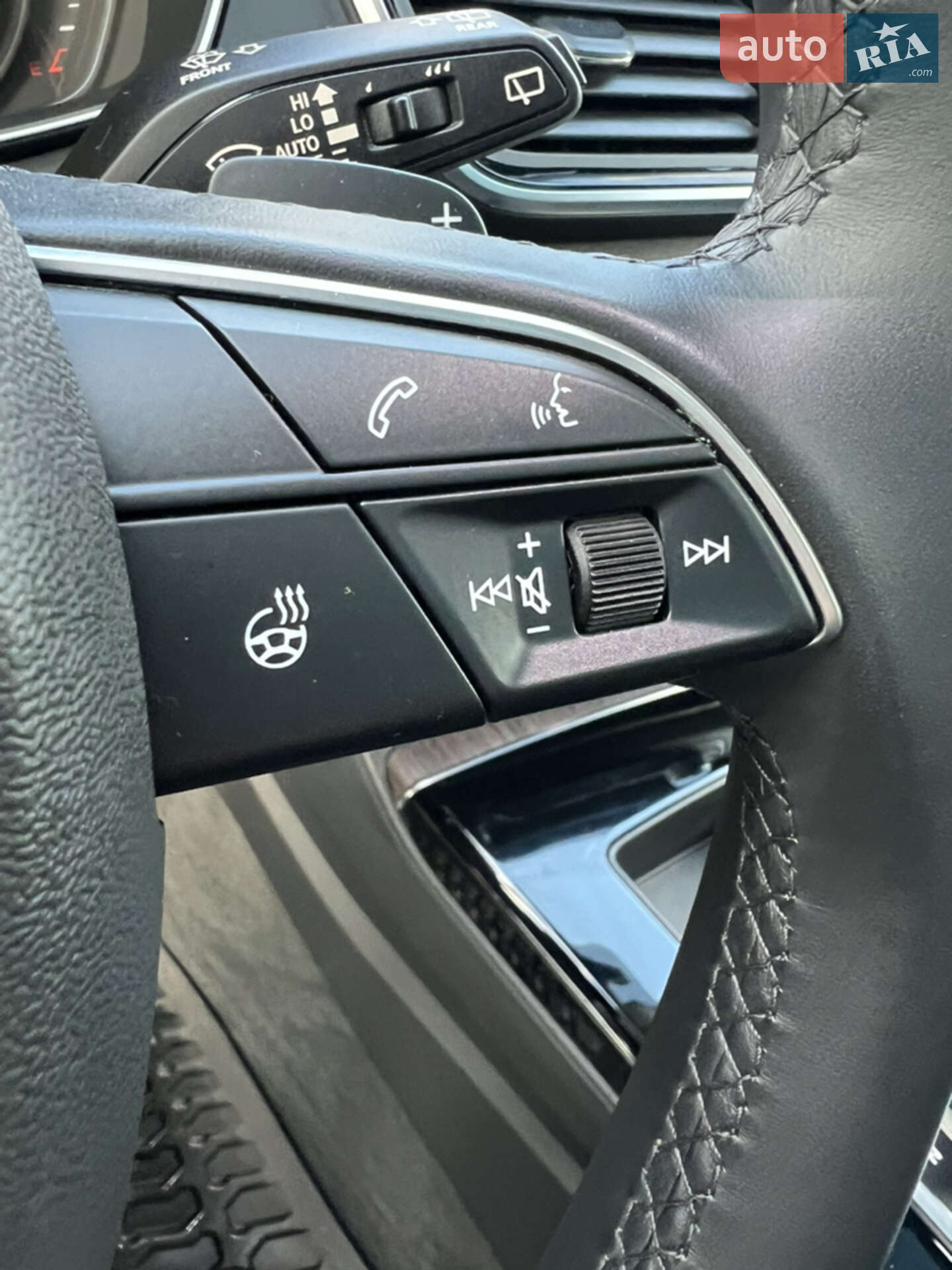 Audi Q5 2020 VIN WA1AAAFY0M2010729 фото оголошення 29 з 43