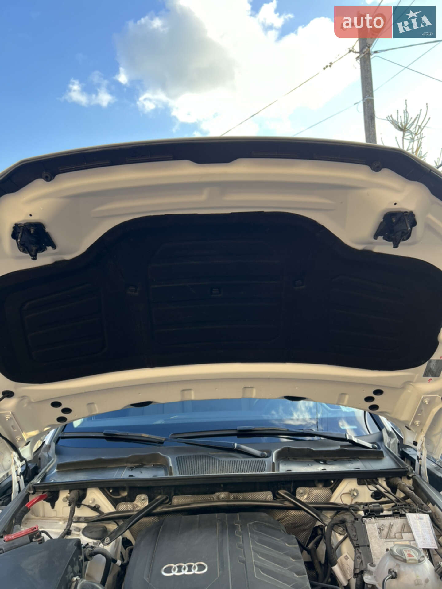 Audi Q5 2020 VIN WA1AAAFY0M2010729 фото оголошення 36 з 43