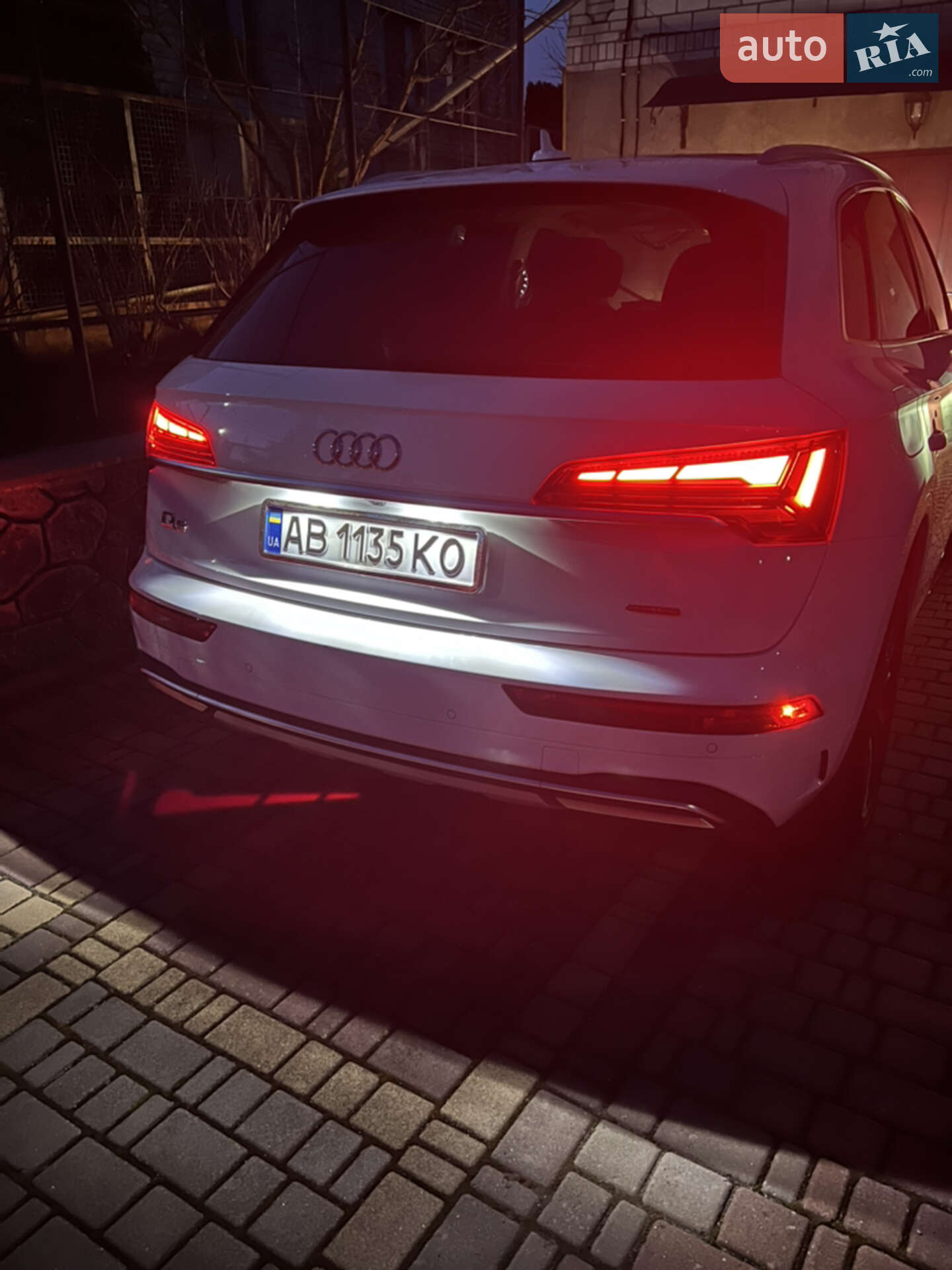 Audi Q5 2020 VIN WA1AAAFY0M2010729 фото оголошення 42 з 43