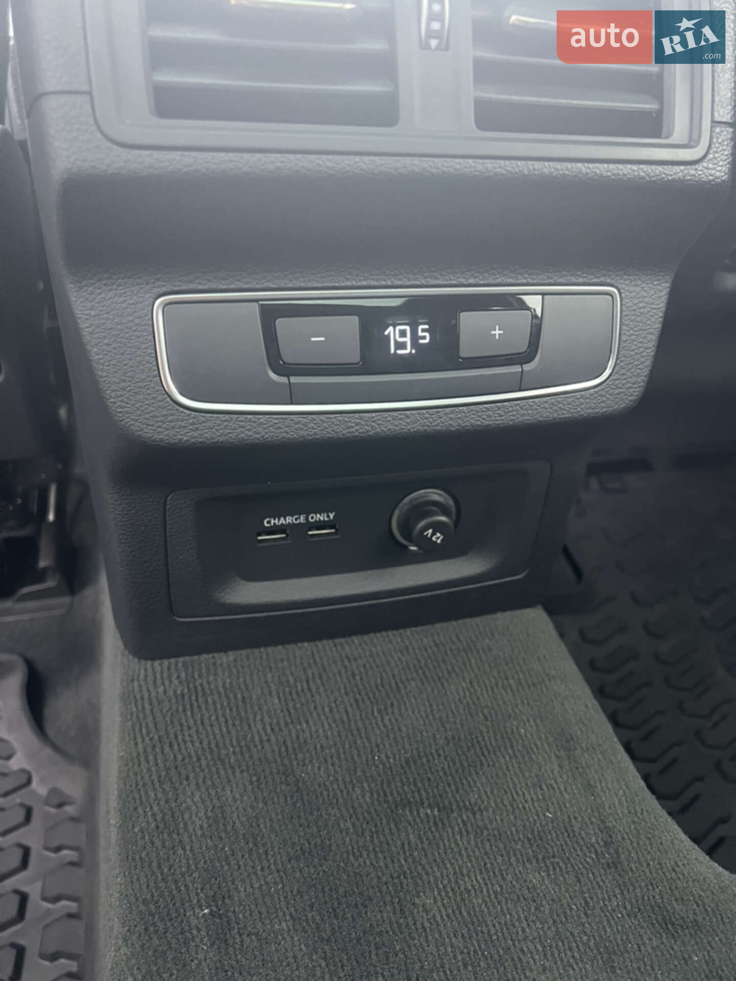 Audi Q5 2020 VIN WA1AAAFY0M2010729 фото оголошення 43 з 43