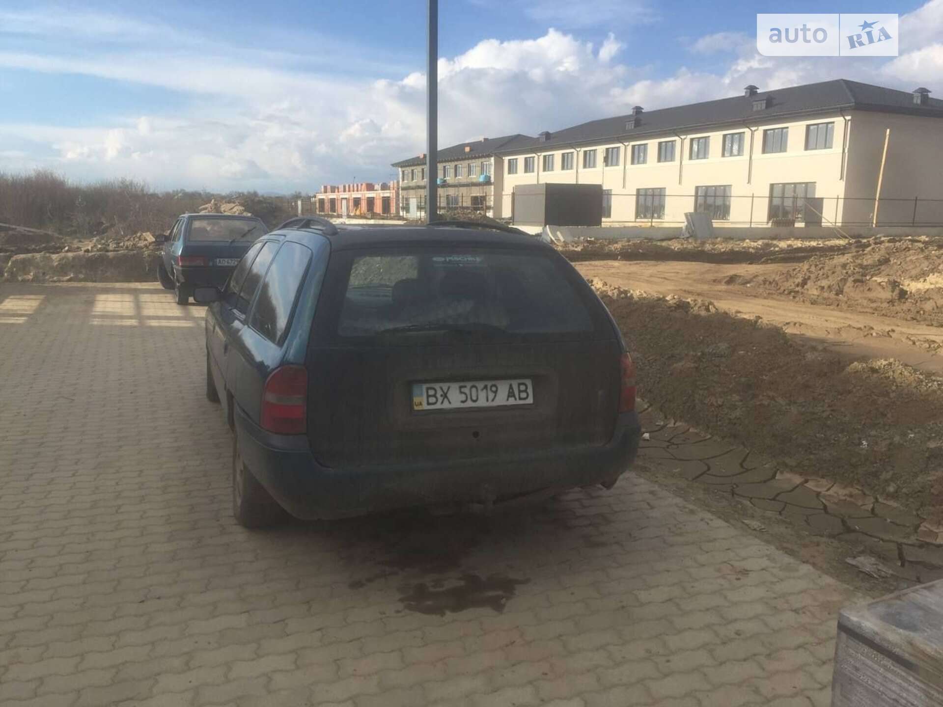 Ford Mondeo 1993 VIN WF0NXXGBBNPD00488 фото оголошення 4 з 10