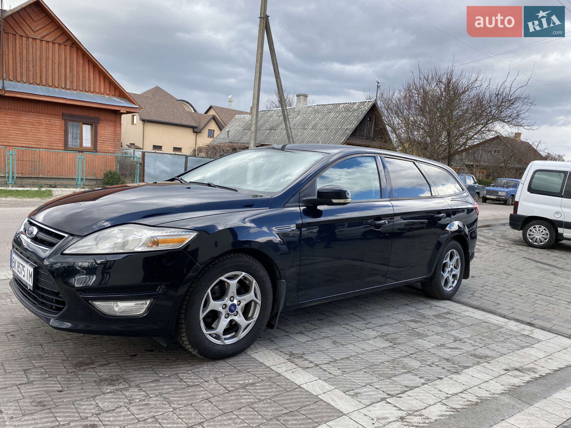 Ford Mondeo 2011 VIN WF0GXXGBBGBY41851 фото оголошення 2 з 9