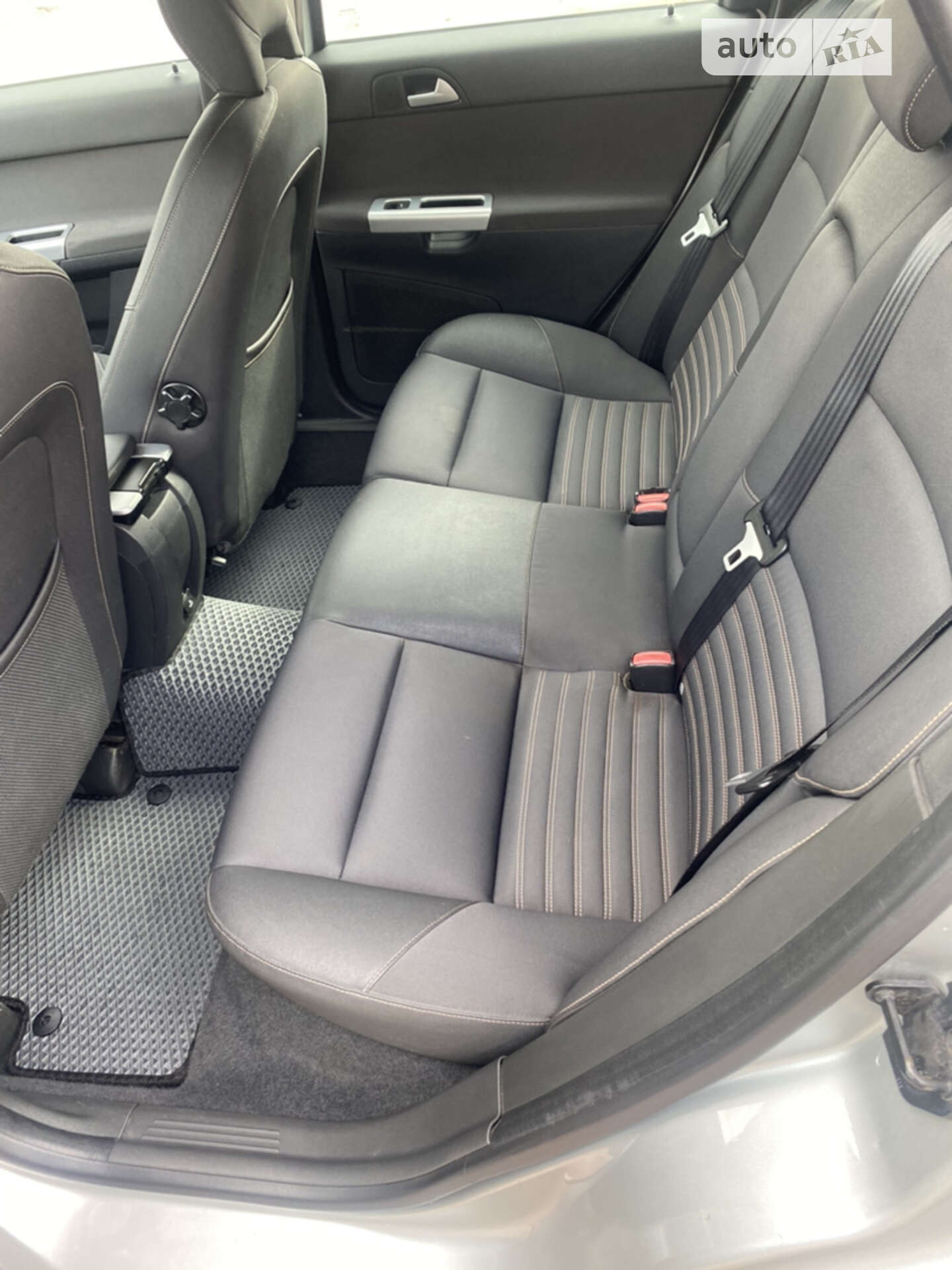 Volvo V50 2011 VIN YV1W76F2826011836 фото оголошення 7 з 37