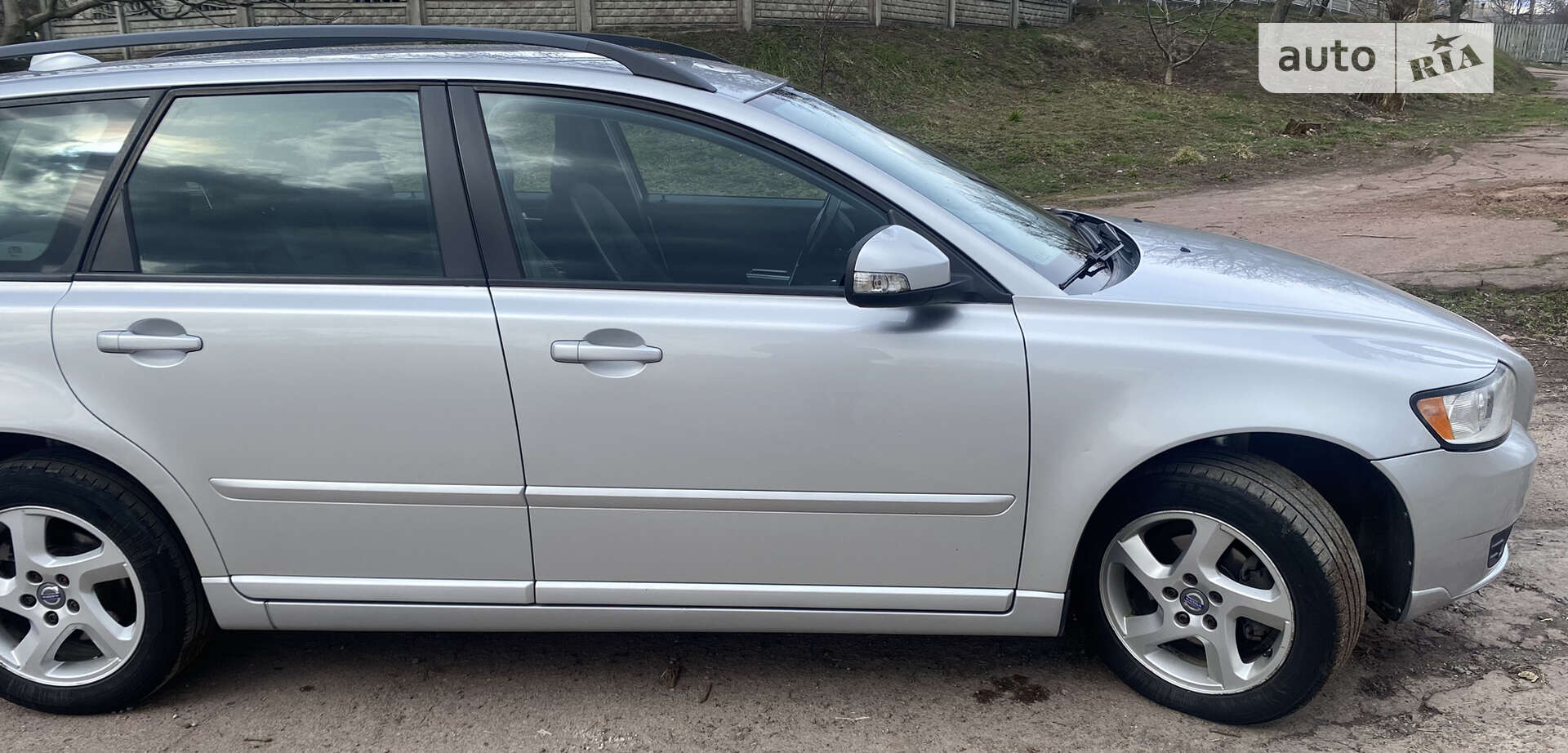 Volvo V50 2011 VIN YV1W76F2826011836 фото оголошення 14 з 37