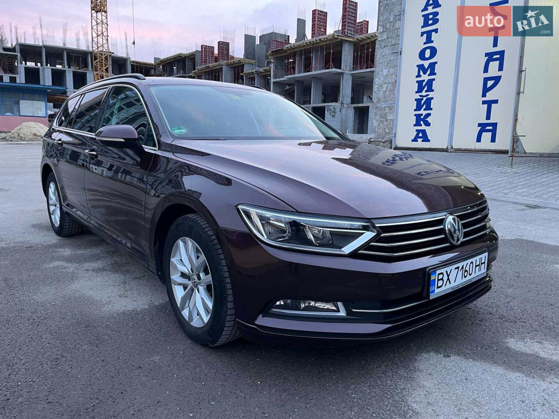 Volkswagen Passat 2018 VIN WVWZZZ3CZJE231406 фото оголошення 2 з 25