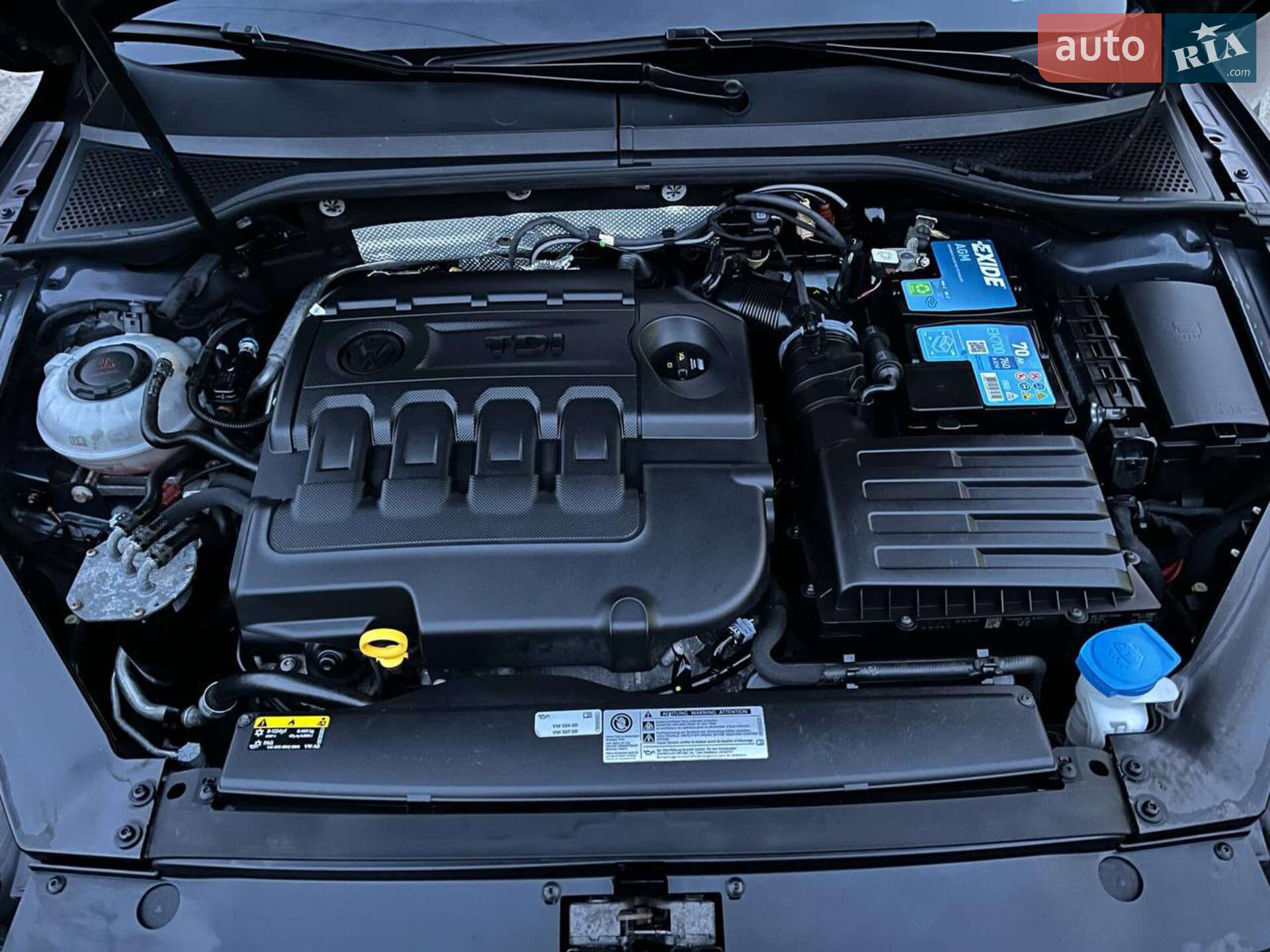 Volkswagen Passat 2018 VIN WVWZZZ3CZJE231406 фото оголошення 8 з 25
