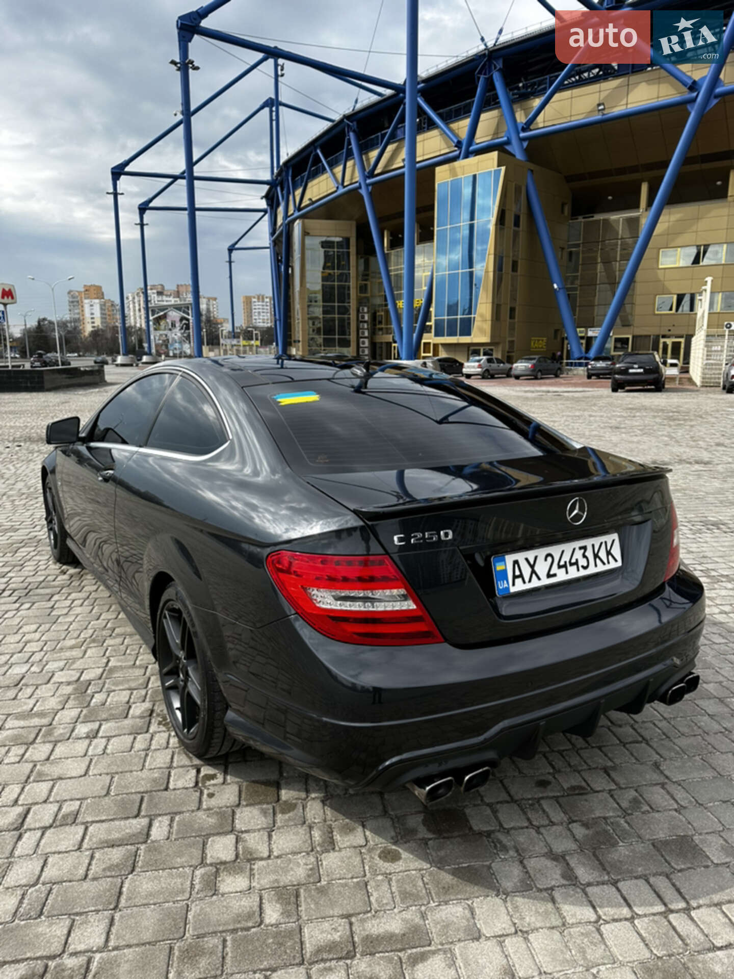 Mercedes-Benz C-Class 2012 VIN WDDGJ4HB2CF859428 фото оголошення 7 з 27