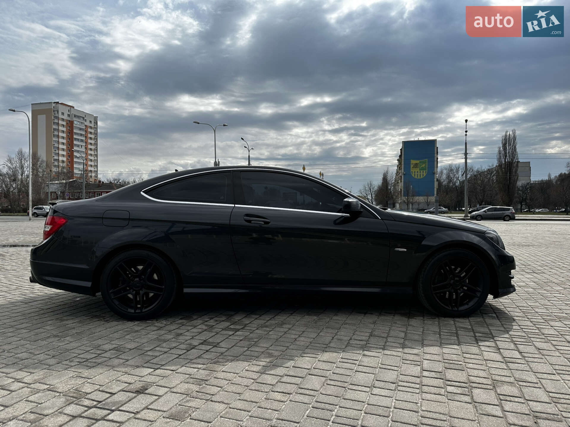 Mercedes-Benz C-Class 2012 VIN WDDGJ4HB2CF859428 фото оголошення 14 з 27