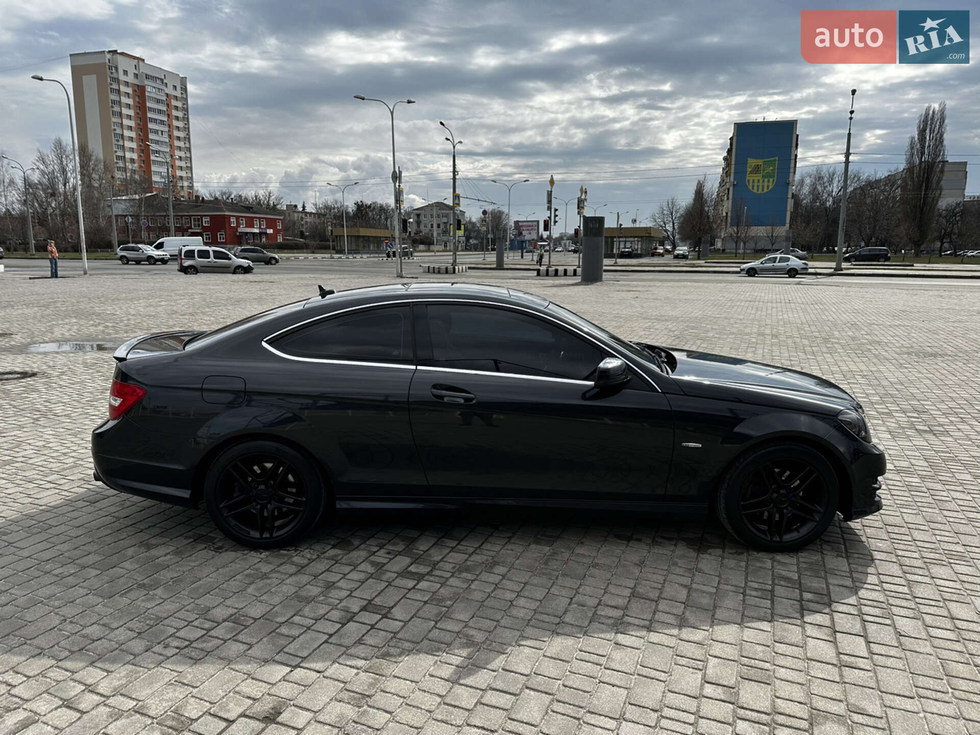 Mercedes-Benz C-Class 2012 VIN WDDGJ4HB2CF859428 фото оголошення 15 з 27