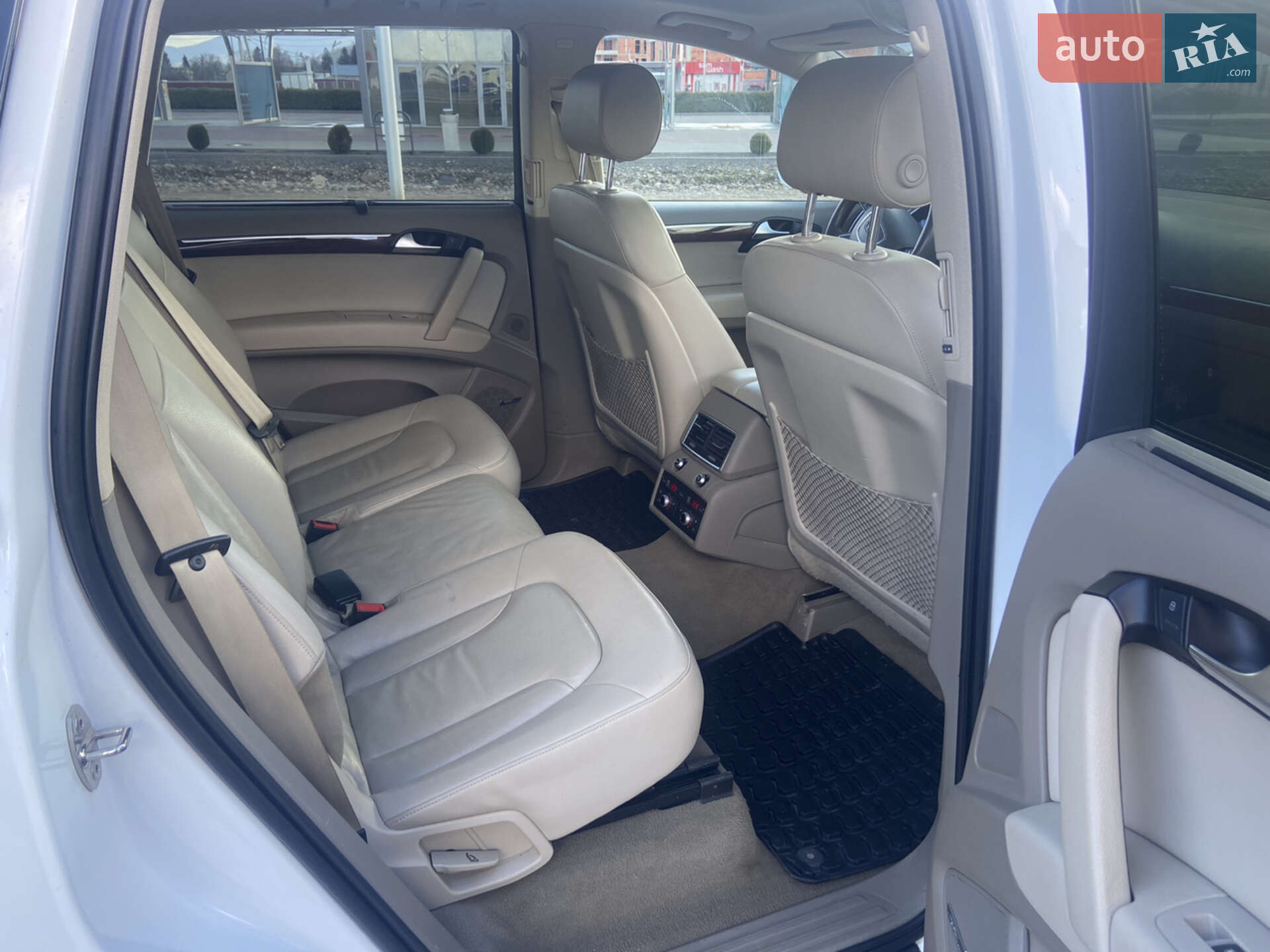 Audi Q7 2011 VIN WA1LMAFE4CD000861 фото оголошення 5 з 6