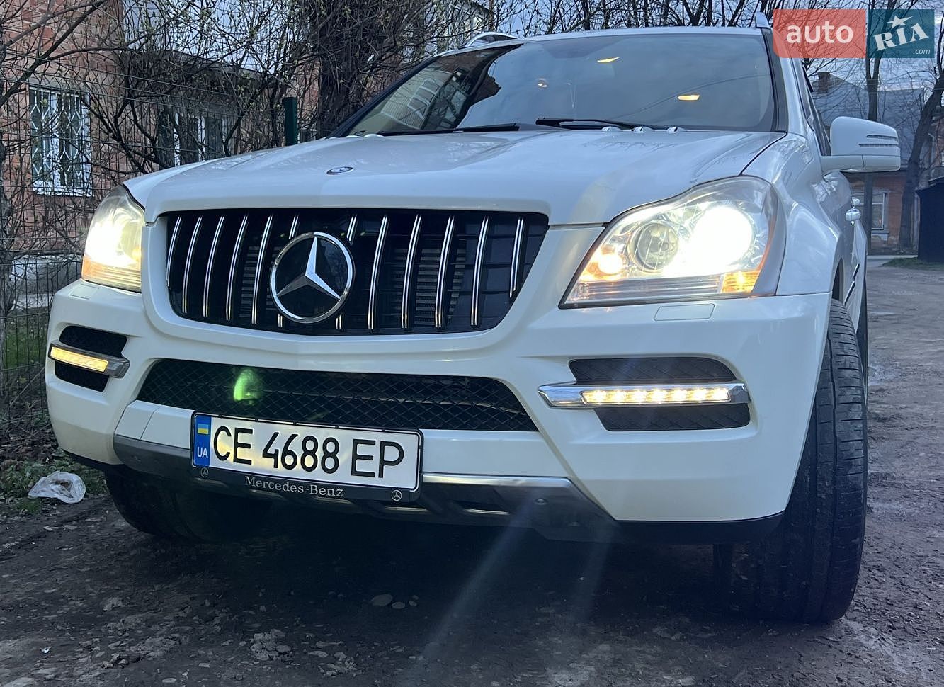 Mercedes-Benz GL-Class 2011 VIN 4JGBF2FE3CA778115 фото оголошення 2 з 34