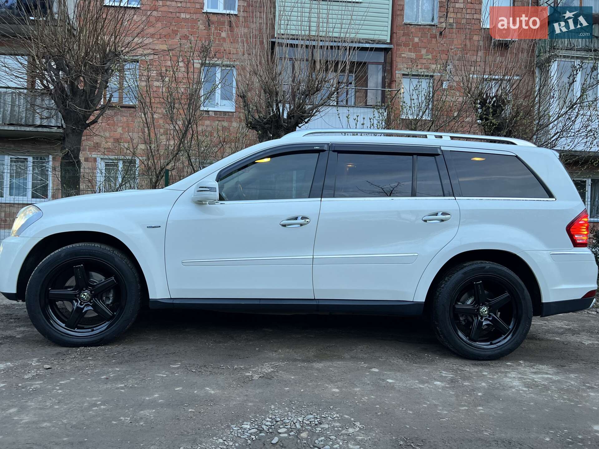 Mercedes-Benz GL-Class 2011 VIN 4JGBF2FE3CA778115 фото оголошення 4 з 34