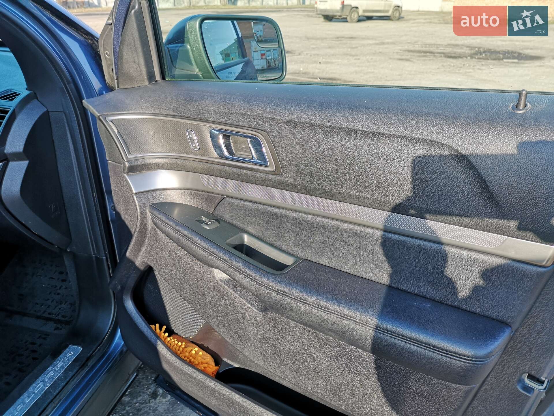 Ford Explorer 2018 VIN 1FM5K8D80KGA43824 фото оголошення 9 з 17
