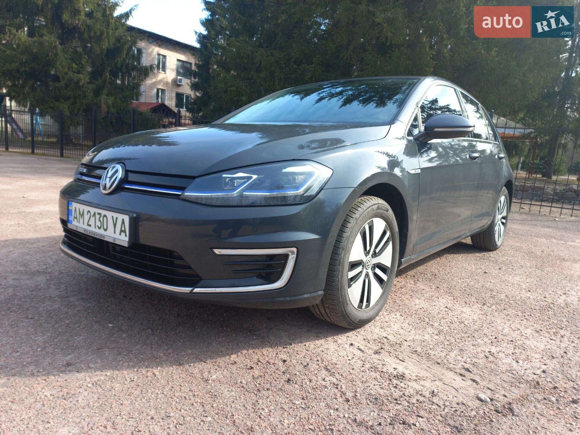 Volkswagen e-Golf 2020 VIN WVWZZZAUZLW921227 фото оголошення 2 з 16