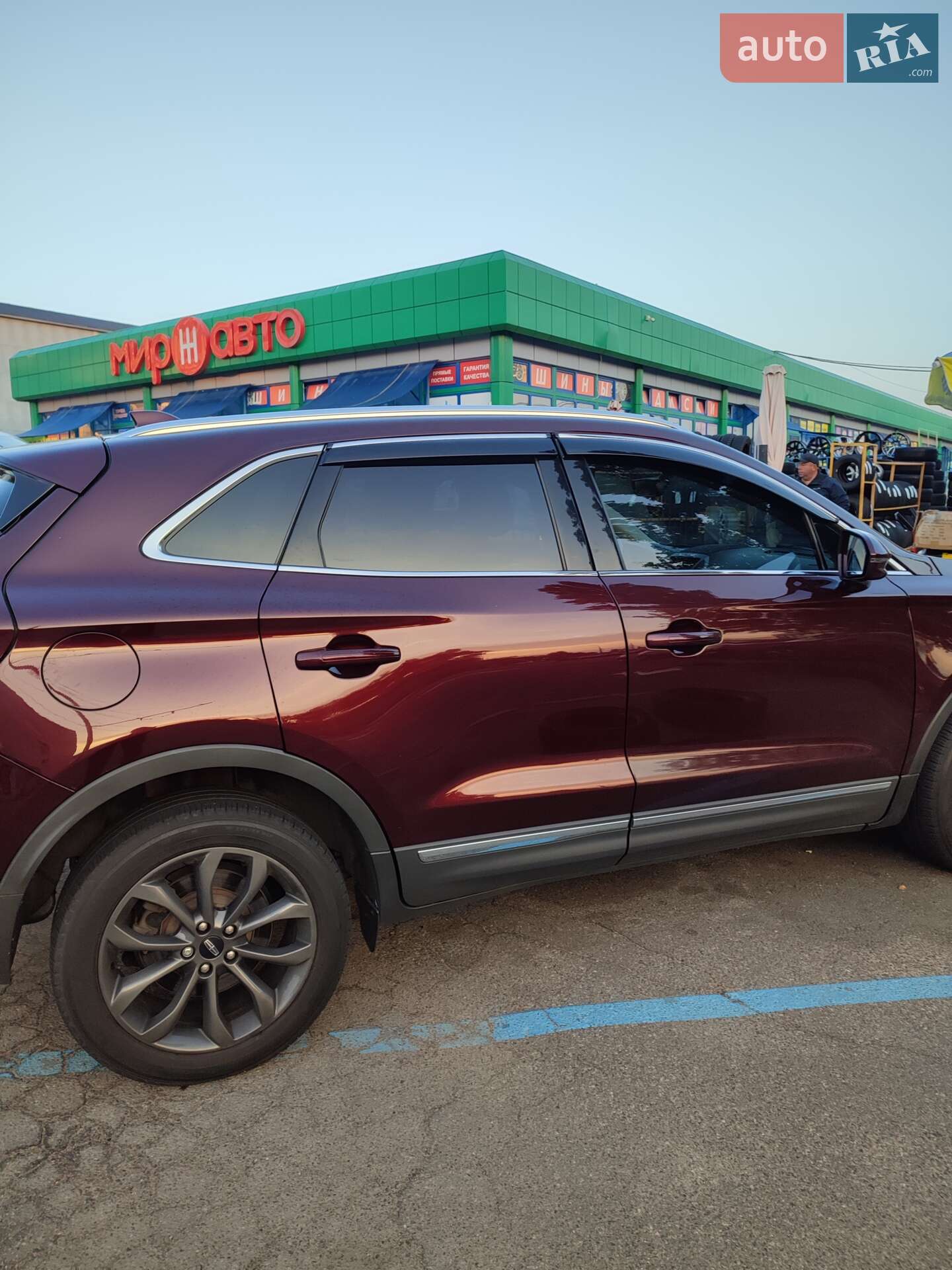 Lincoln MKC 2018 VIN 5LMCJ2D9XKUL07579 фото оголошення 29 з 32