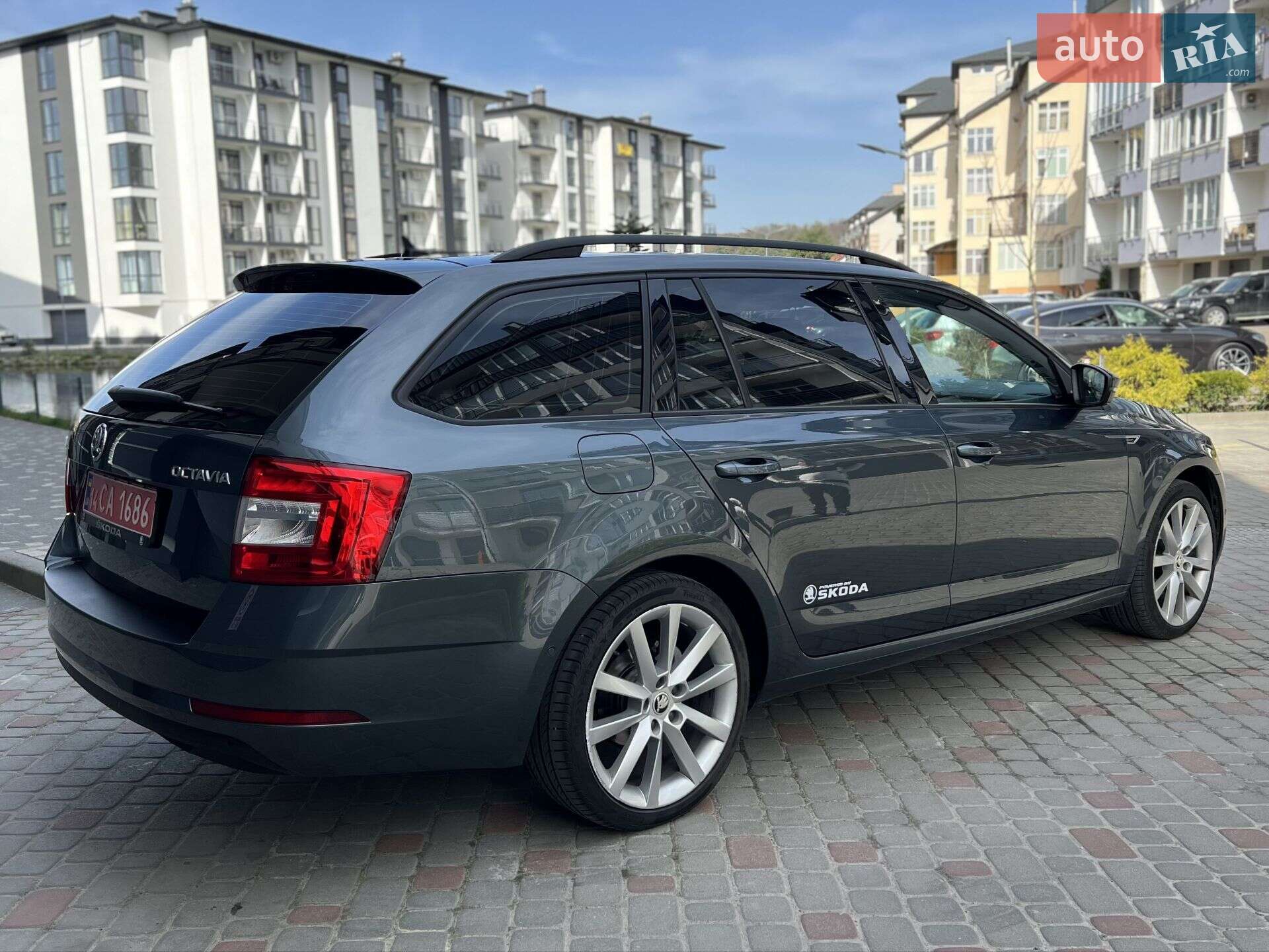 Skoda Octavia 2020 VIN TMBJJ7NEXL0174208 фото оголошення 4 з 18