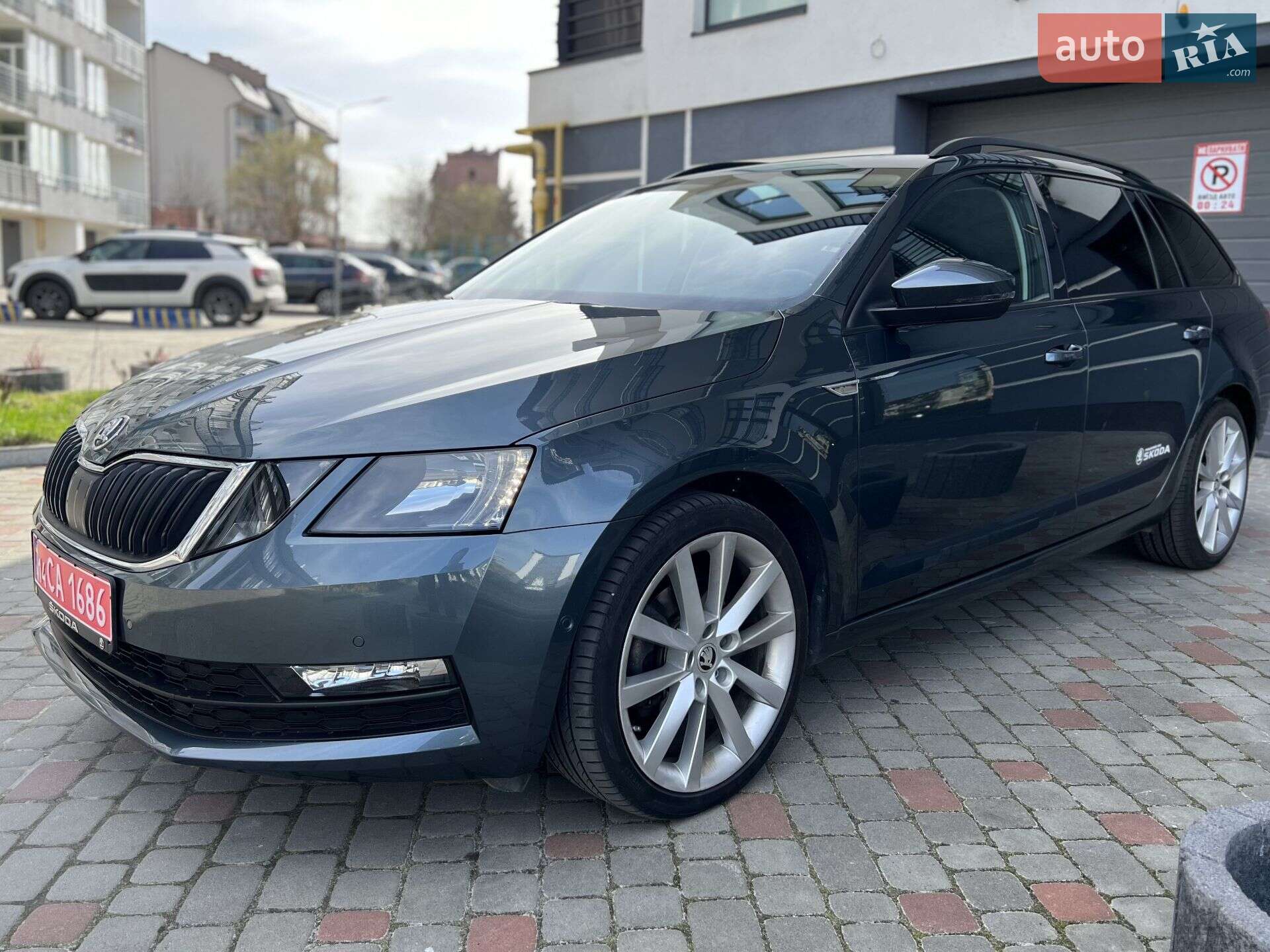 Skoda Octavia 2020 VIN TMBJJ7NEXL0174208 фото оголошення 5 з 18