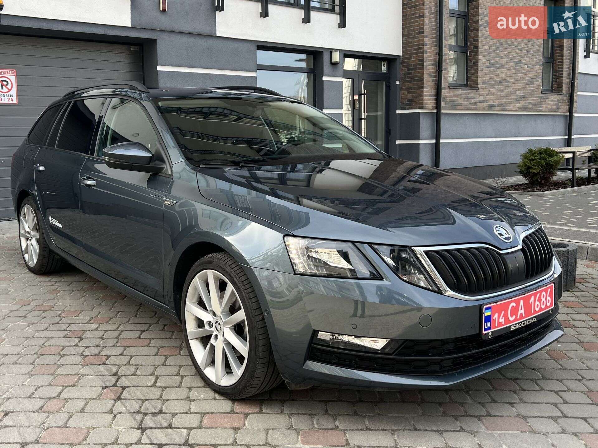 Skoda Octavia 2020 VIN TMBJJ7NEXL0174208 фото оголошення 10 з 18