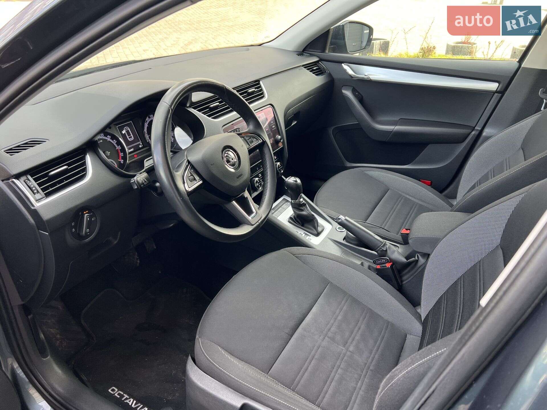 Skoda Octavia 2020 VIN TMBJJ7NEXL0174208 фото оголошення 12 з 18