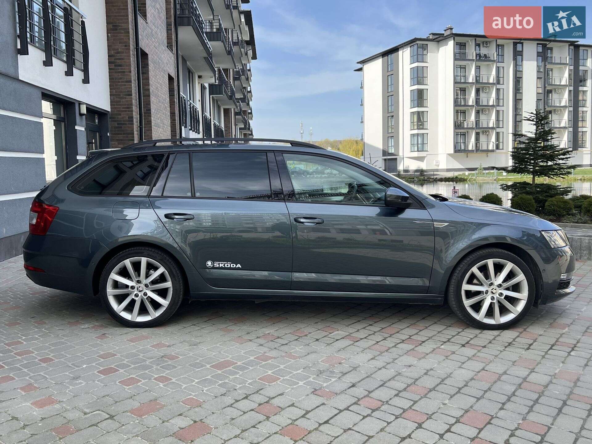 Skoda Octavia 2020 VIN TMBJJ7NEXL0174208 фото оголошення 15 з 18