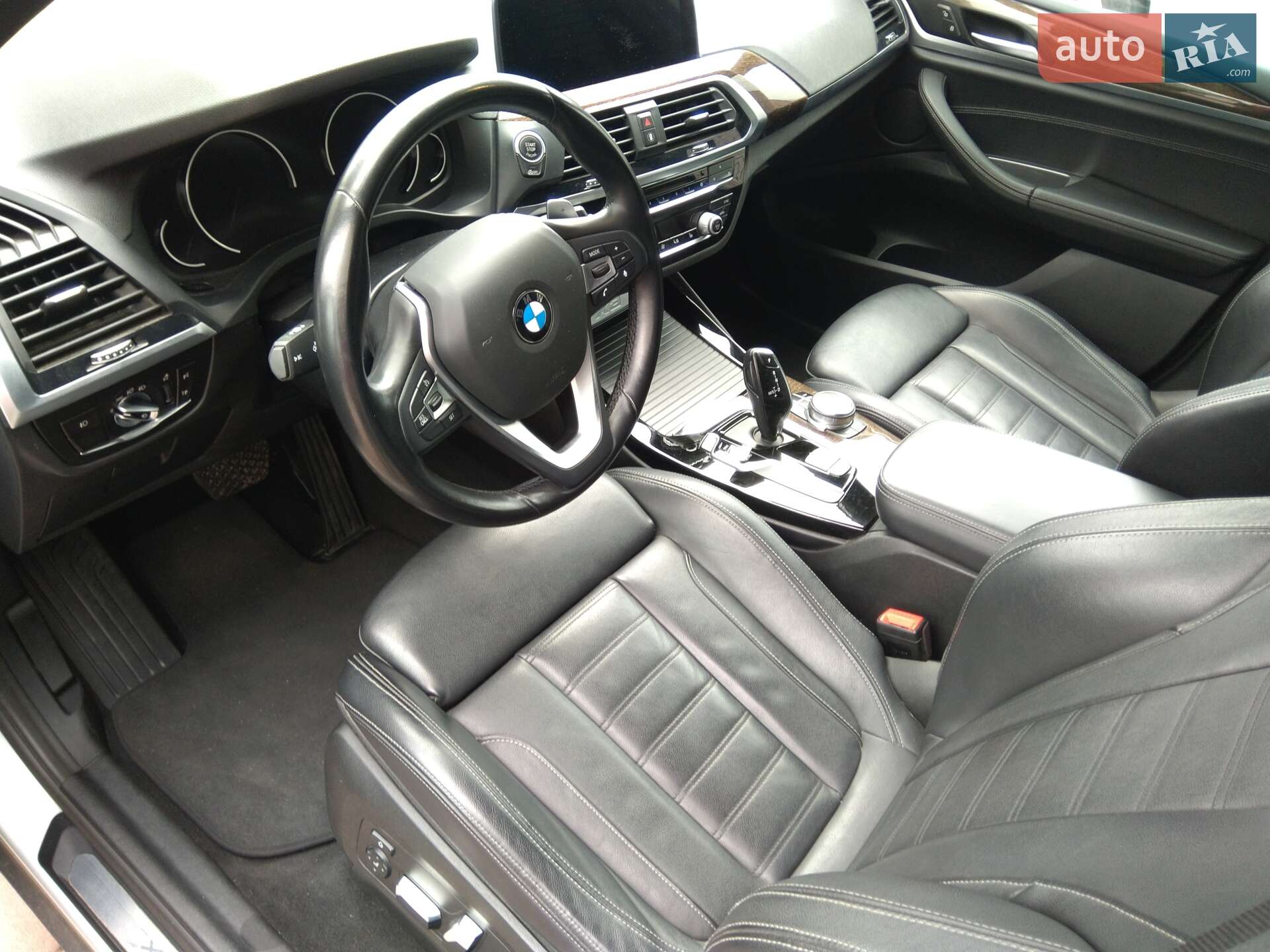 BMW X3 2018 VIN 5UXTR7C56KLE94077 фото оголошення 5 з 8