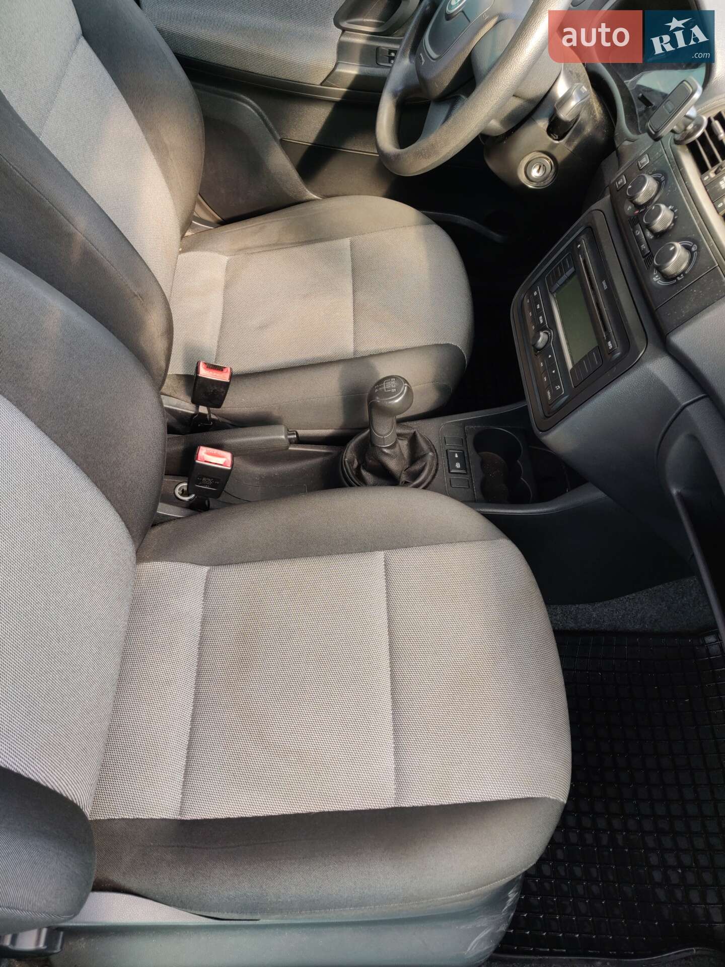 Skoda Fabia 2009 VIN TMBAA65J0A3071060 фото оголошення 50 з 85