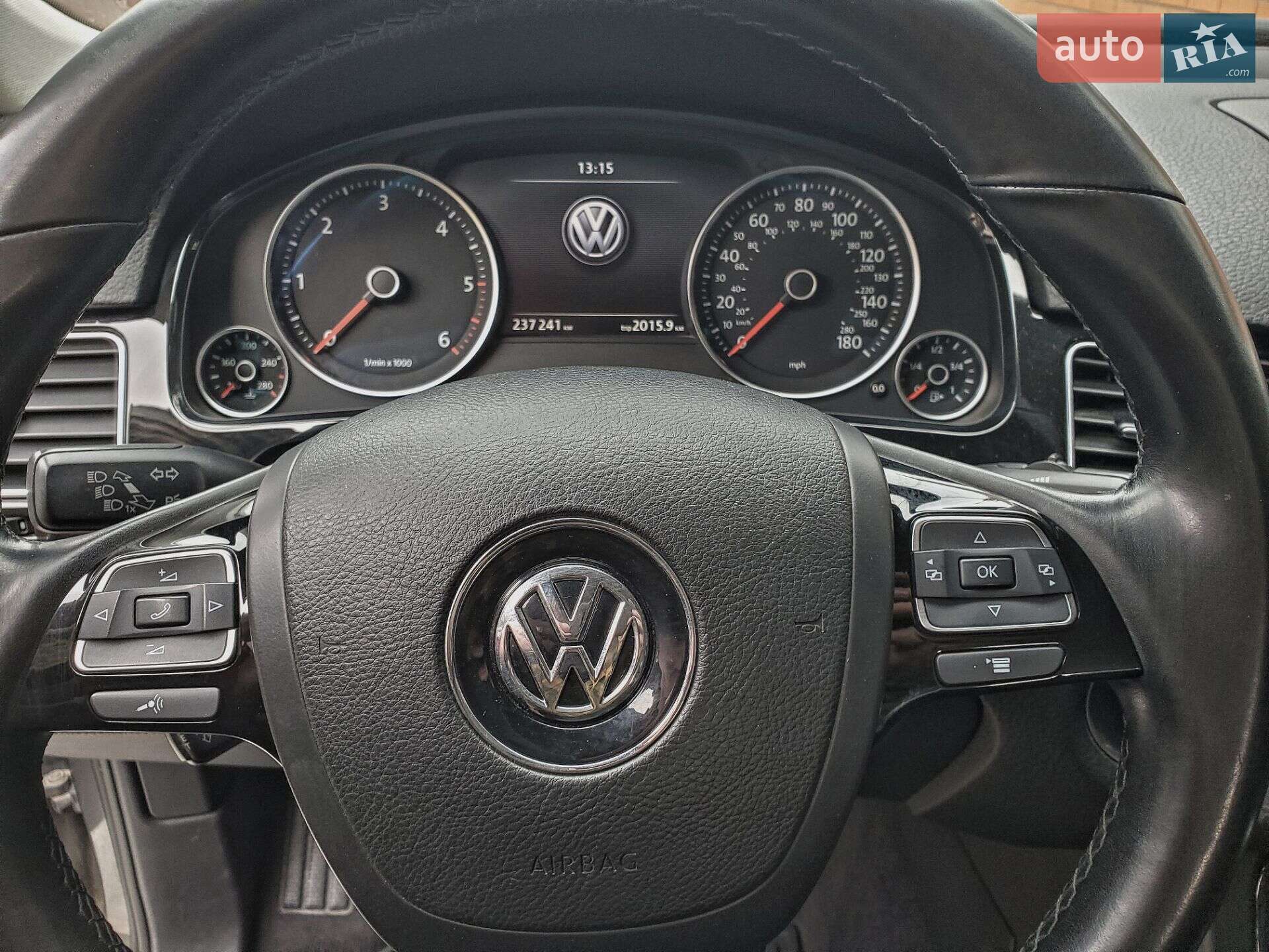 Volkswagen Touareg 2011 VIN WVGFK9BP5CD002595 фото оголошення 3 з 23