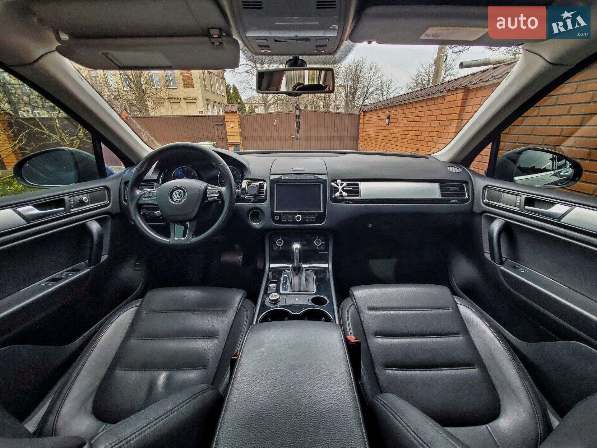 Volkswagen Touareg 2011 VIN WVGFK9BP5CD002595 фото оголошення 4 з 23
