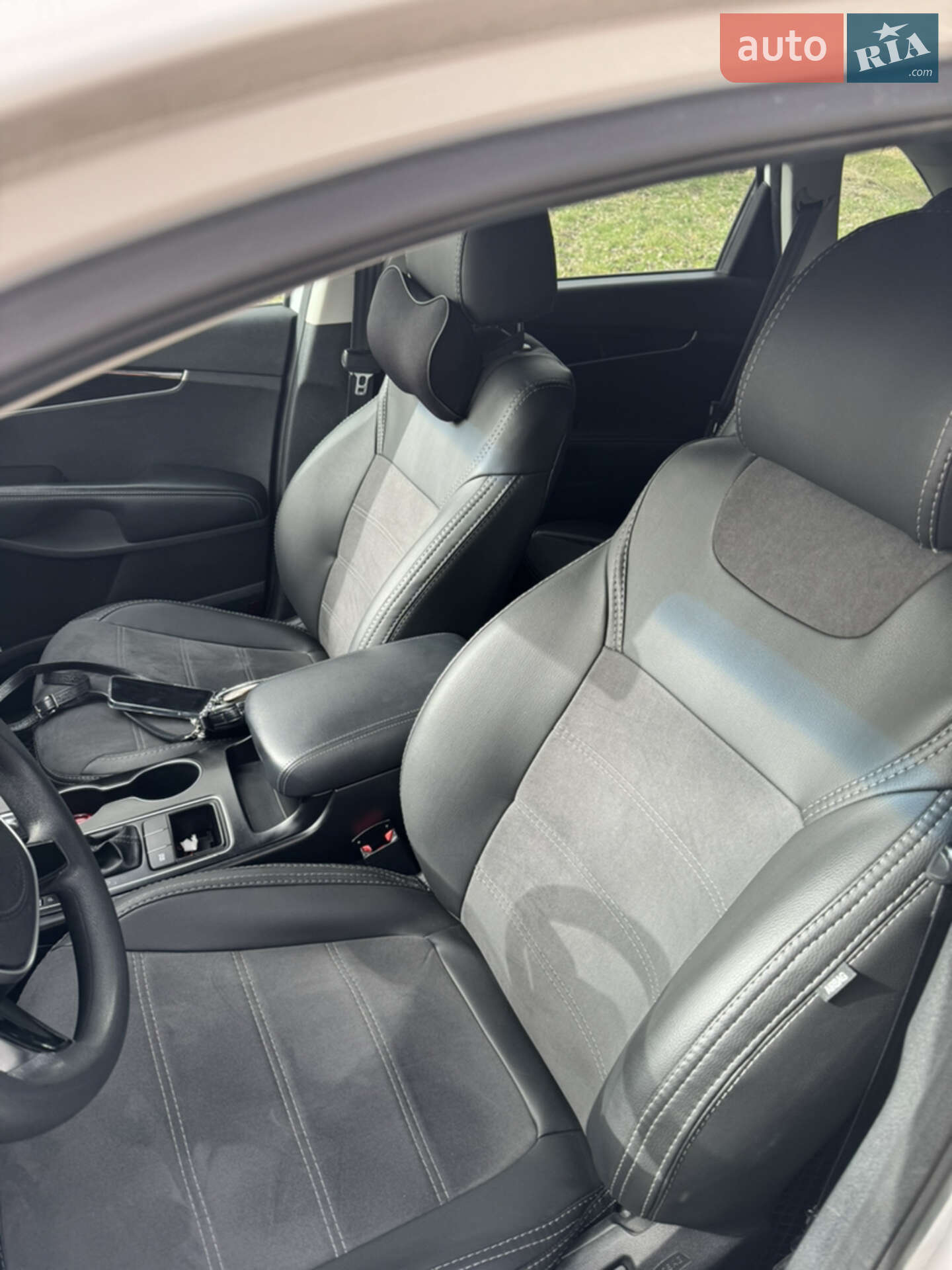 Kia Sorento 2018 VIN 5XYPG4A32KG521907 фото оголошення 24 з 30