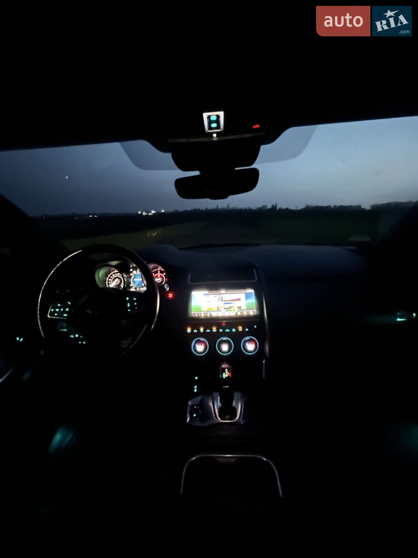 Jaguar E-Pace 2017 VIN SADFA2BN8J1Z03301 фото оголошення 29 з 36