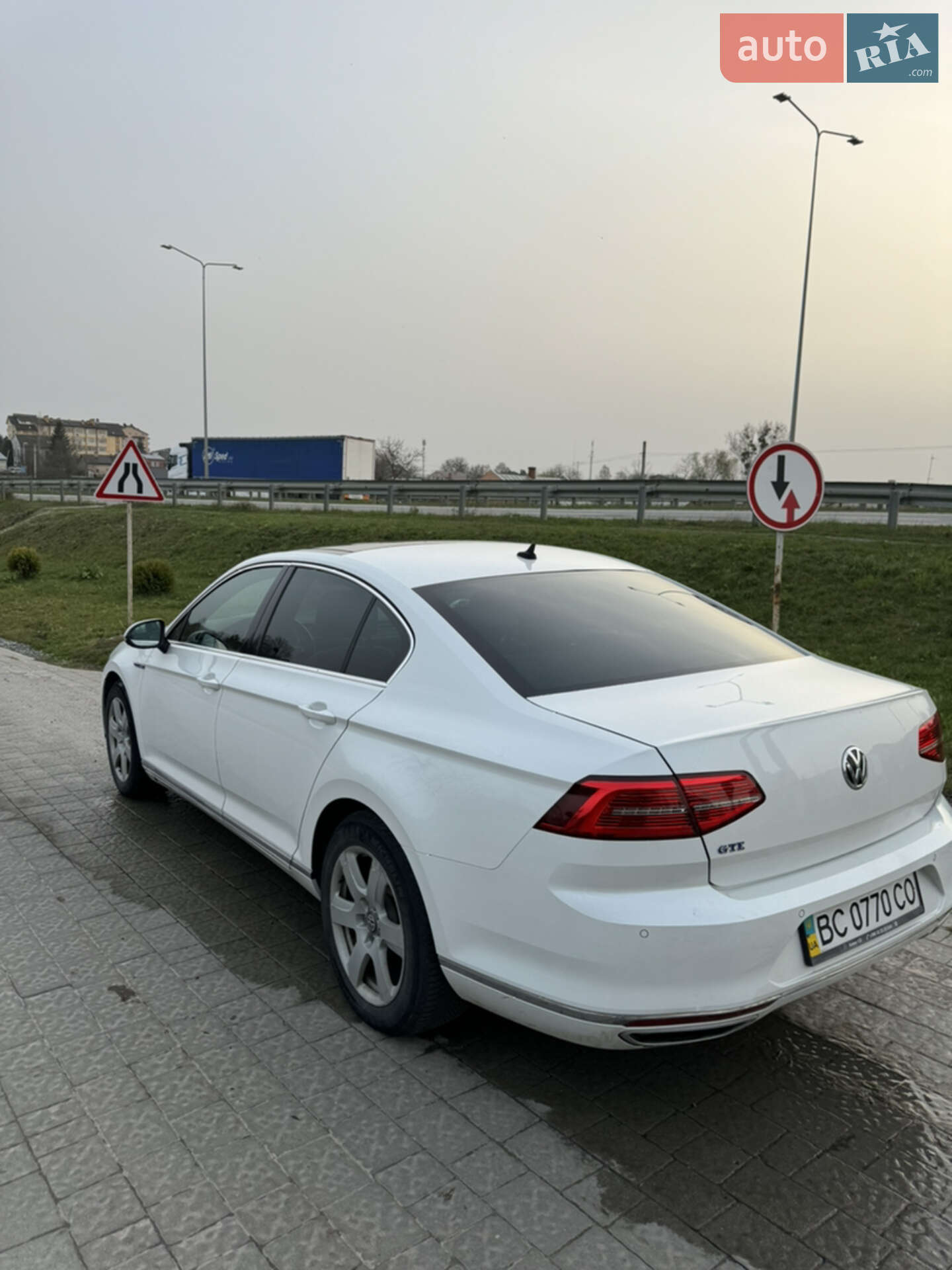 Volkswagen Passat 2015 VIN WVWZZZ3CZGE083598 фото оголошення 6 з 12