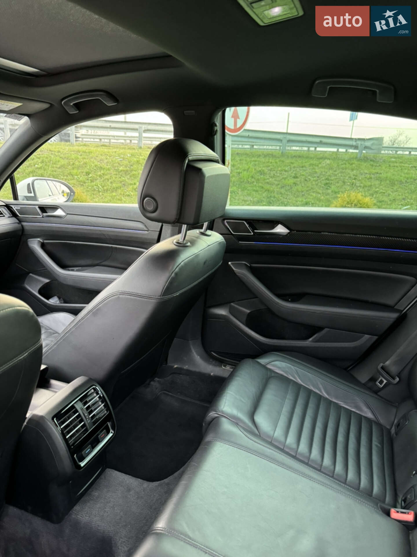 Volkswagen Passat 2015 VIN WVWZZZ3CZGE083598 фото оголошення 12 з 12