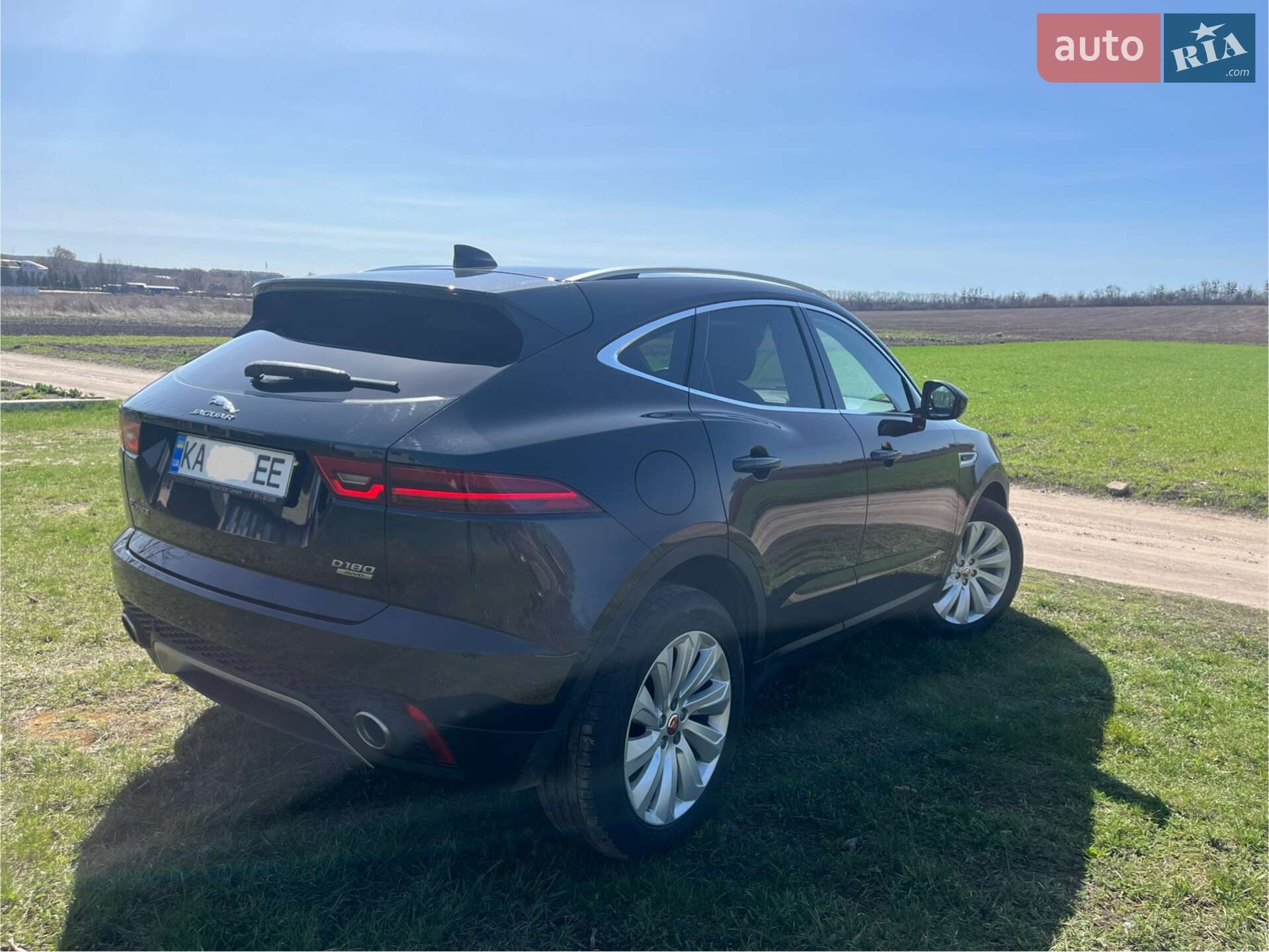 Jaguar E-Pace 2017 VIN SADFA2BN8J1Z03301 фото оголошення 4 з 22