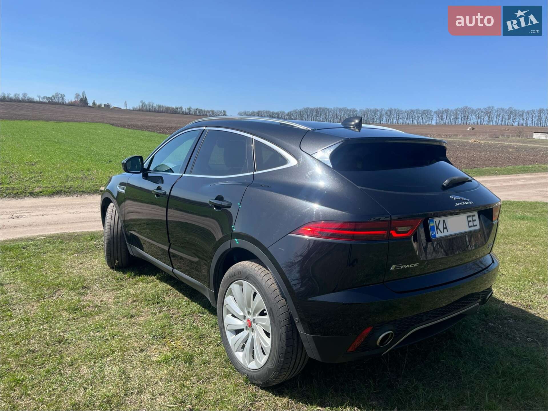 Jaguar E-Pace 2017 VIN SADFA2BN8J1Z03301 фото оголошення 5 з 22