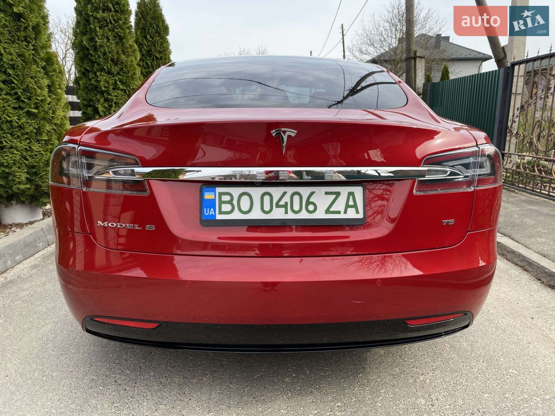 Tesla Model S 2017 VIN 5YJSA7E11HF230045 фото оголошення 14 з 50