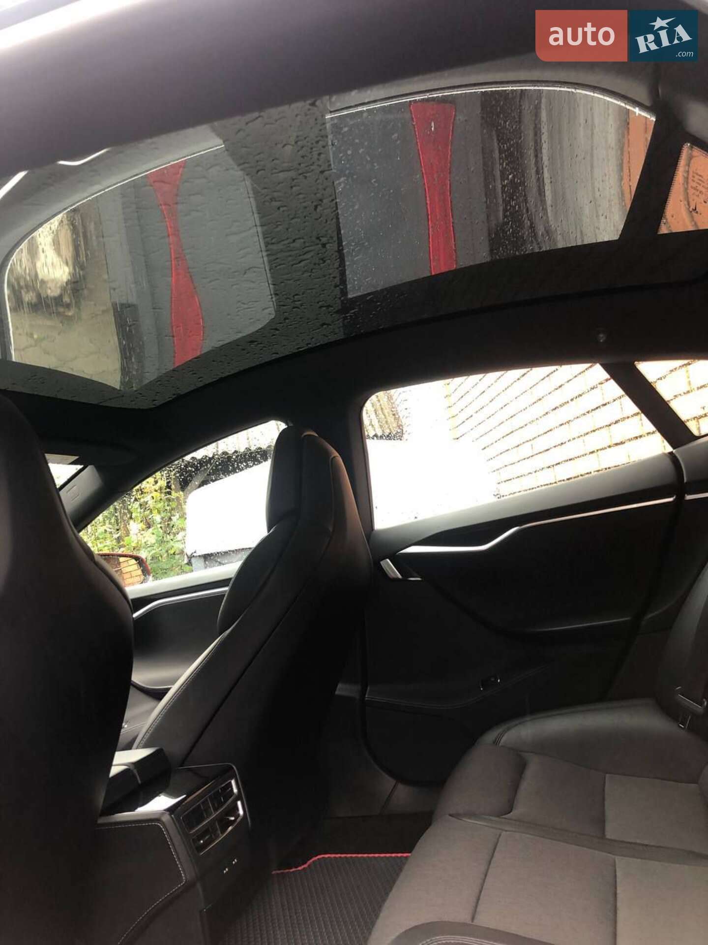 Tesla Model S 2017 VIN 5YJSA7E11HF230045 фото оголошення 36 з 50